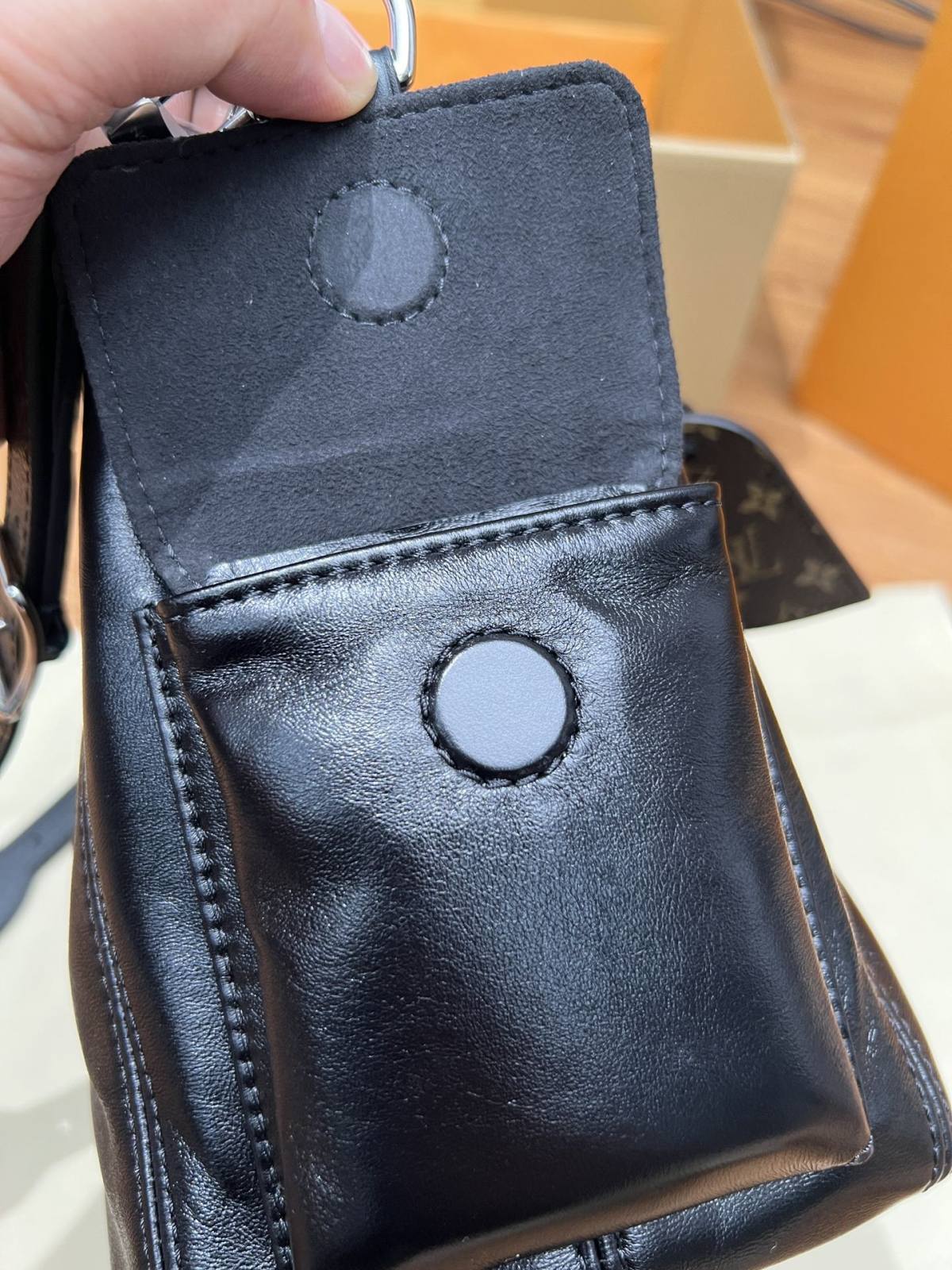 Ellebag’s 1:1 Replica of Louis Vuitton M24861 Carryall Cargo Small Handbag（2024 Nov updated）-Καλύτερης ποιότητας Fake Louis Vuitton Ηλεκτρονικό κατάστημα, Replica designer bag ru