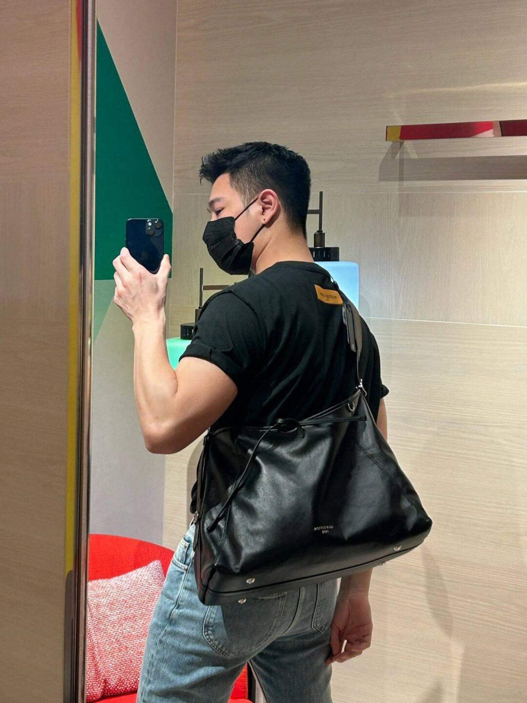 Ellebag’s 1:1 Replica of Louis Vuitton M25143 Carryall Dark Medium Handbag（2024 Nov updated）-Kedai Dalam Talian Beg Louis Vuitton Palsu Kualiti Terbaik, Beg reka bentuk replika ru