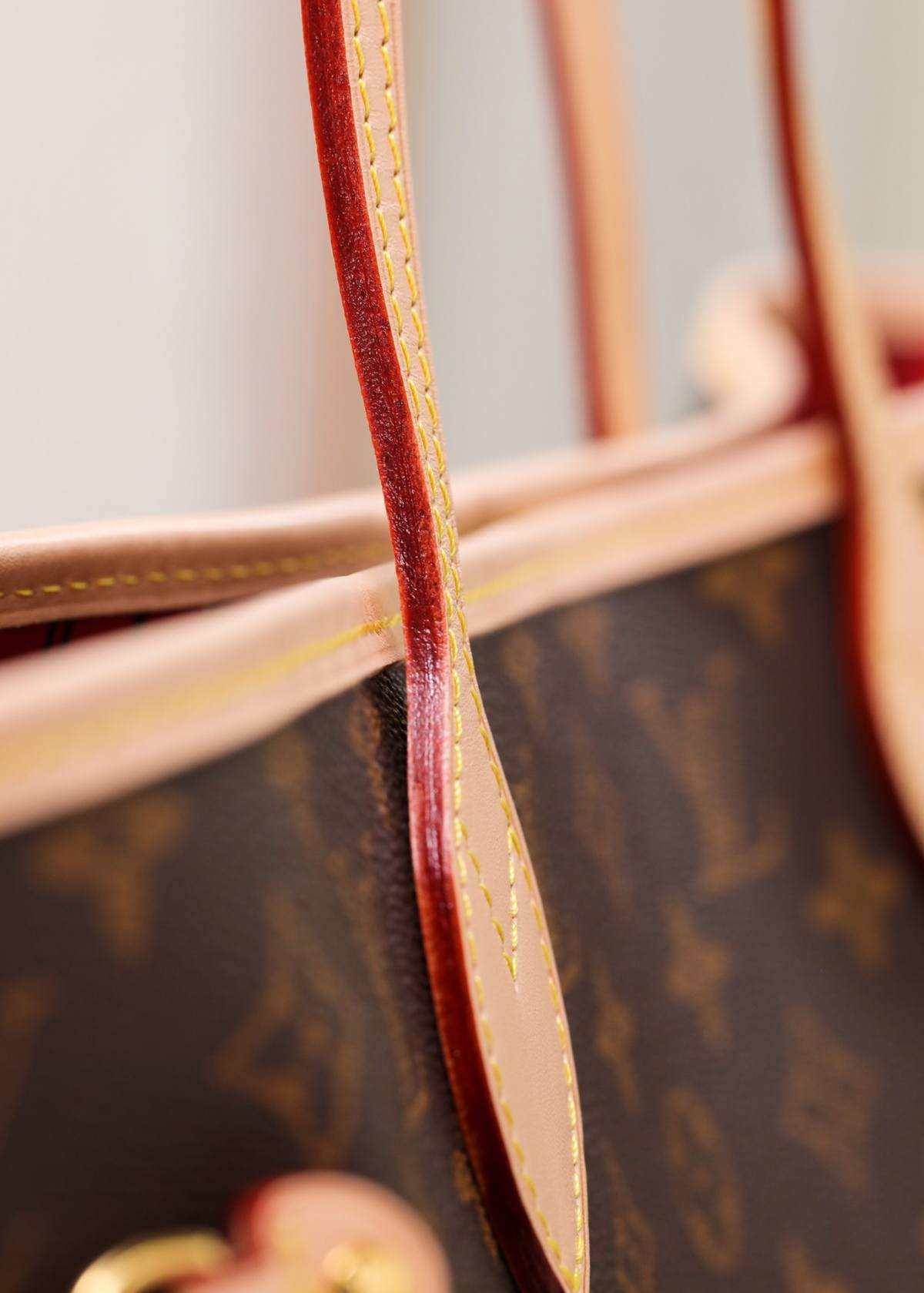 Ellebag’s 1:1 Replica of Louis Vuitton M41177 Neverfull Medium Tote – The Iconic Monogram with Red Interior （2024 Nov updated）-ร้านค้าออนไลน์กระเป๋า Louis Vuitton ปลอมคุณภาพดีที่สุด, กระเป๋าออกแบบจำลอง ru