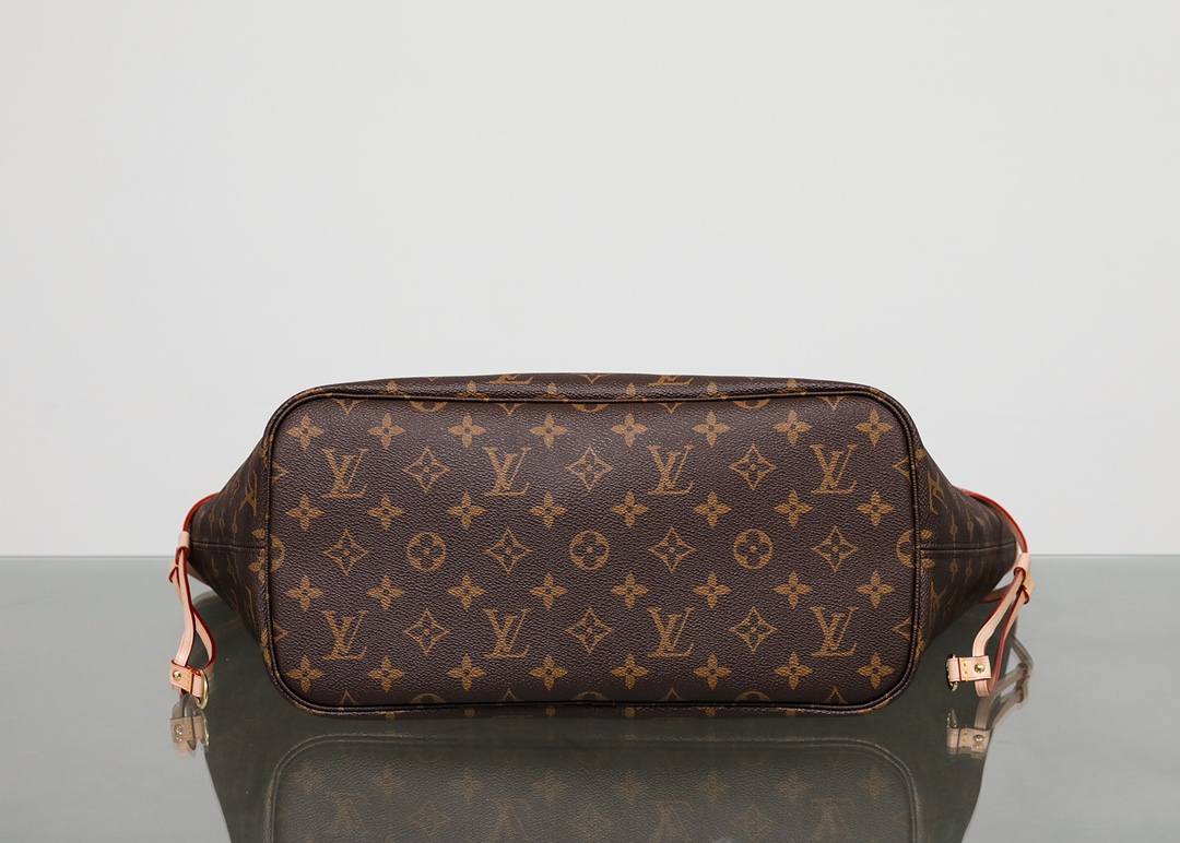 Ellebag’s 1:1 Replica of Louis Vuitton M41177 Neverfull Medium Tote – The Iconic Monogram with Red Interior （2024 Nov updated）-Negozio in linea della borsa falsa di Louis Vuitton di migliore qualità, borsa del progettista della replica ru