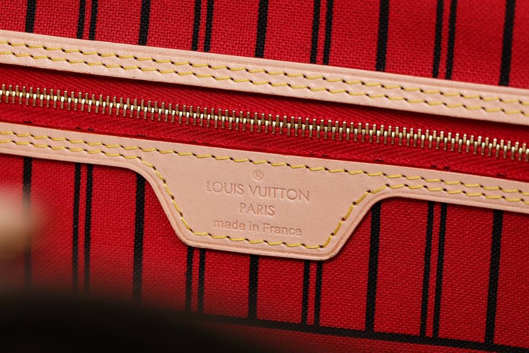 Ellebag’s 1:1 Replica of Louis Vuitton M41177 Neverfull Medium Tote – The Iconic Monogram with Red Interior （2024 Nov updated）-Negozio in linea della borsa falsa di Louis Vuitton di migliore qualità, borsa del progettista della replica ru