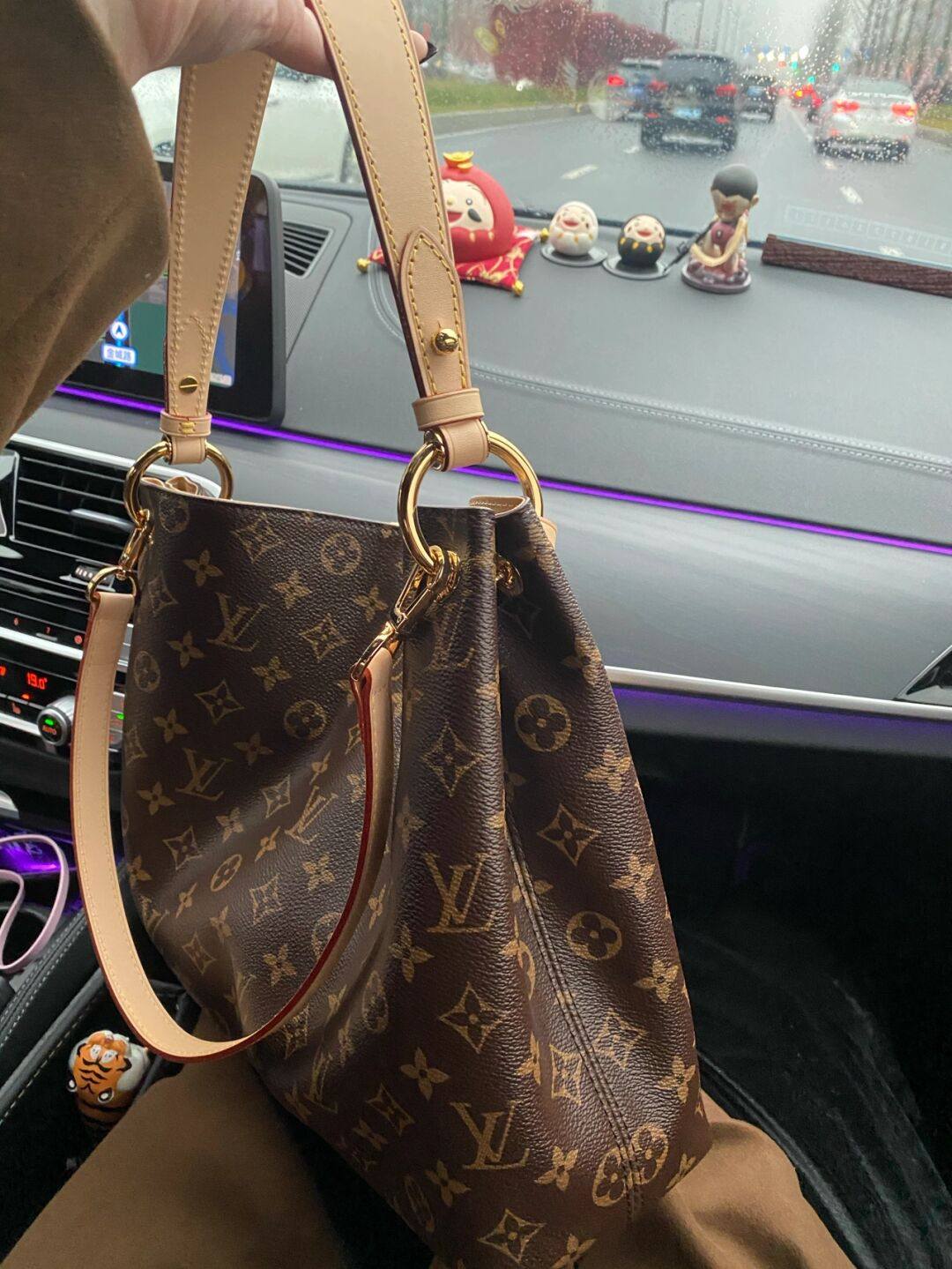 Ellebag’s 1:1 Replica of Louis Vuitton M43701 Graceful Small Handbag – The Ultimate Monogram Classic（2024 Nov updated）-Nejkvalitnější falešná taška Louis Vuitton Online Store, Replica designer bag ru