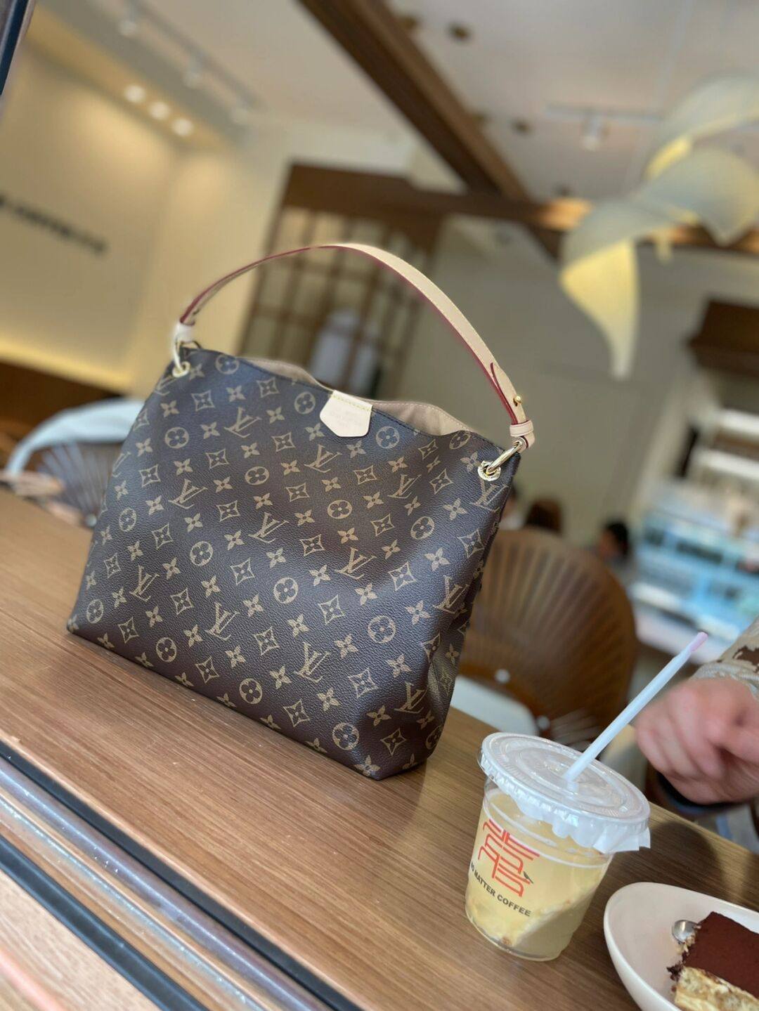 Ellebag’s 1:1 Replica of Louis Vuitton M43701 Graceful Small Handbag – The Ultimate Monogram Classic（2024 Nov updated）-Best Quality Fake Louis Vuitton Bag Online Store, Replica designer bag ru