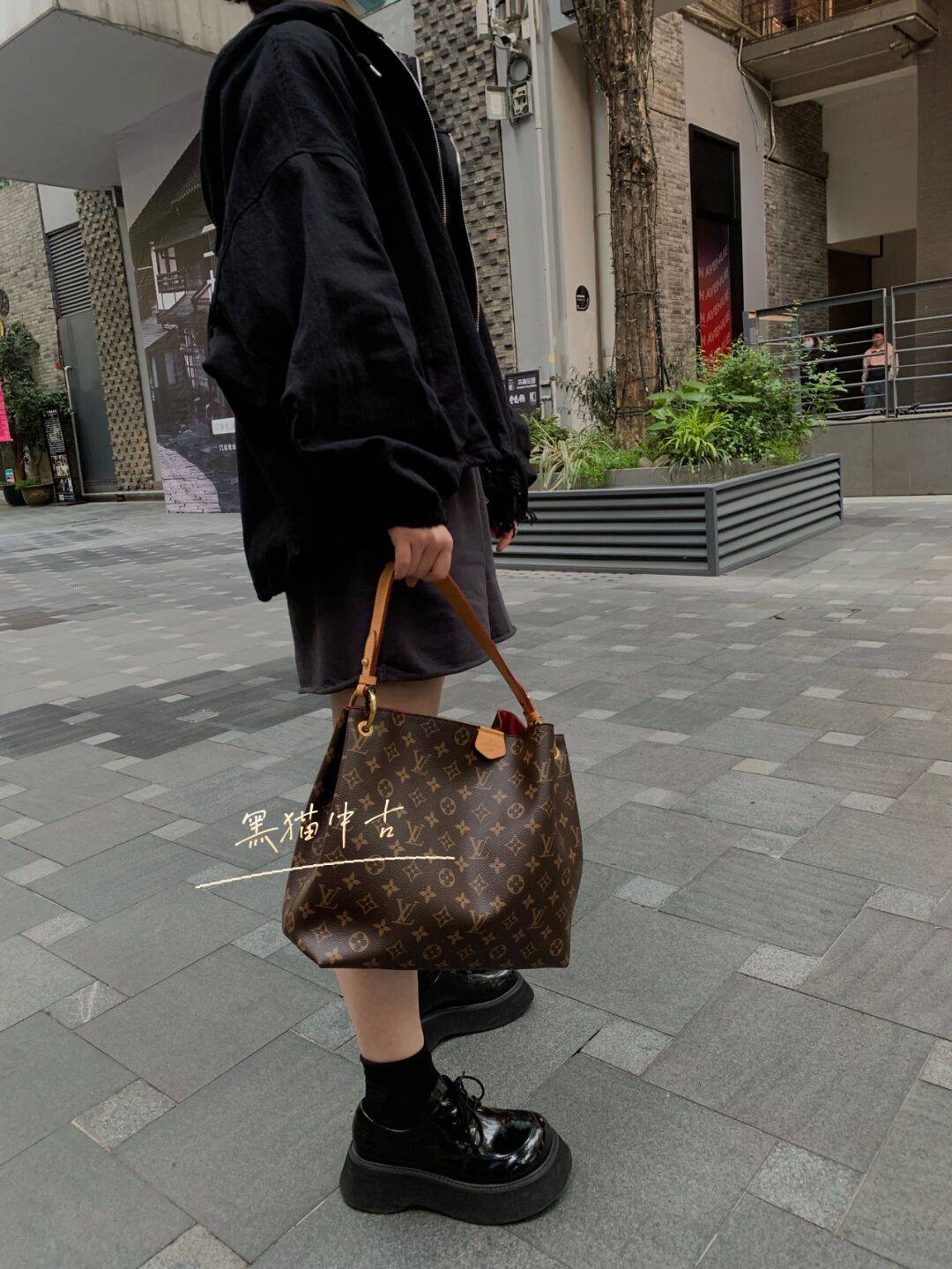 Ellebag’s 1:1 Replica of Louis Vuitton M43701 Graceful Small Handbag – The Ultimate Monogram Classic（2024 Nov updated）-Интернет-магазин поддельной сумки Louis Vuitton лучшего качества, копия дизайнерской сумки ru