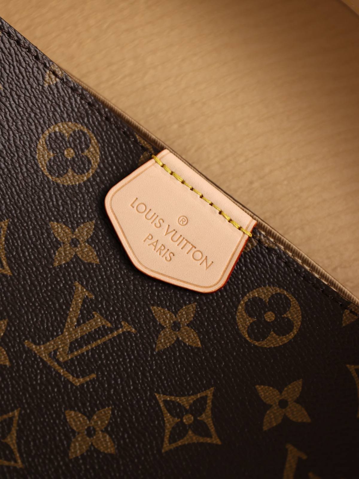 Ellebag’s 1:1 Replica of Louis Vuitton M43701 Graceful Small Handbag – The Ultimate Monogram Classic（2024 Nov updated）-Molemo ka ho Fetisisa Lebenkele la Lebenkele la Marang-rang la Fake Louis Vuitton, Replica designer bag ru