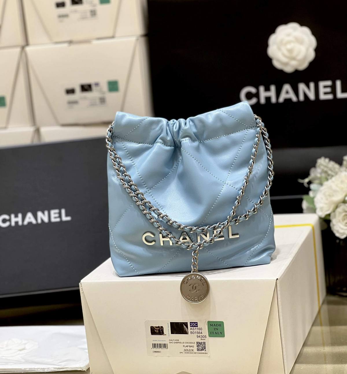 A Symphony in Blue: Ellebag super fake CHANEL 22 Mini Bag in Sky Blue (2024 Nov Updated)-最高品質の偽のルイヴィトンバッグオンラインストア、レプリカデザイナーバッグru