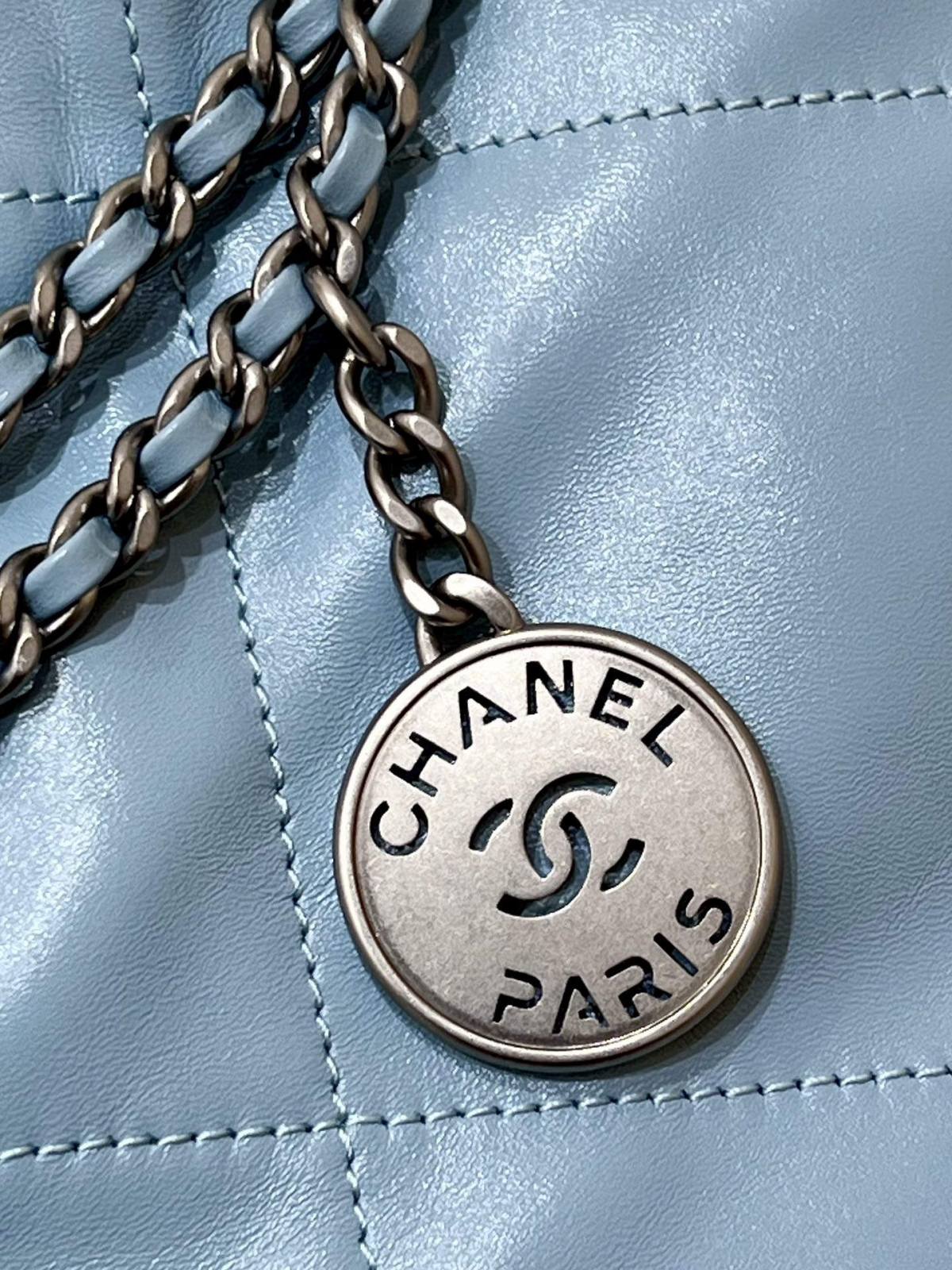 A Symphony in Blue: Ellebag super fake CHANEL 22 Mini Bag in Sky Blue (2024 Nov Updated)-Najlepsza jakość fałszywych torebek Louis Vuitton Sklep internetowy, projektant repliki torebki ru