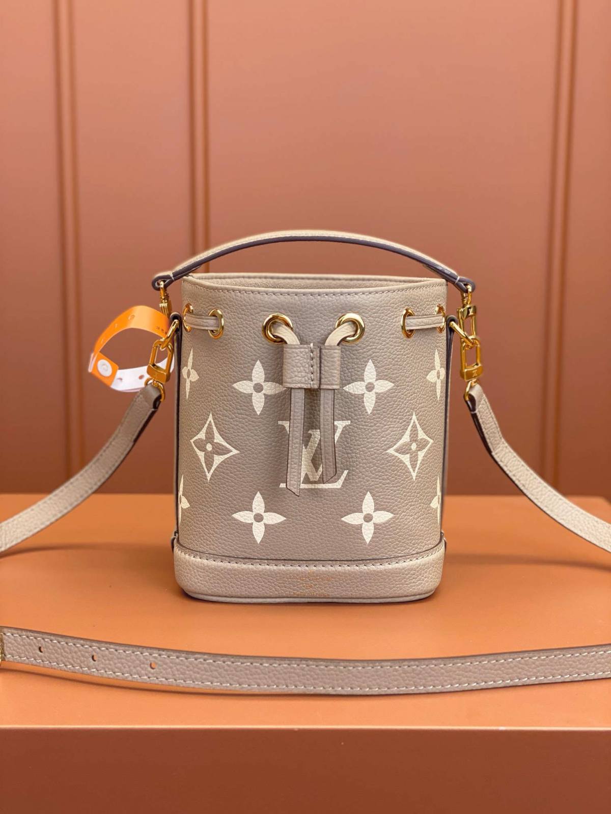 Crafting Luxury: Ellebag’s 1:1 Replica of Louis Vuitton NANO NOÉ M46291 Handbag(2024 Nov Updated))-Beste Kwaliteit Vals Louis Vuitton Sak Aanlyn Winkel, Replika ontwerper sak ru