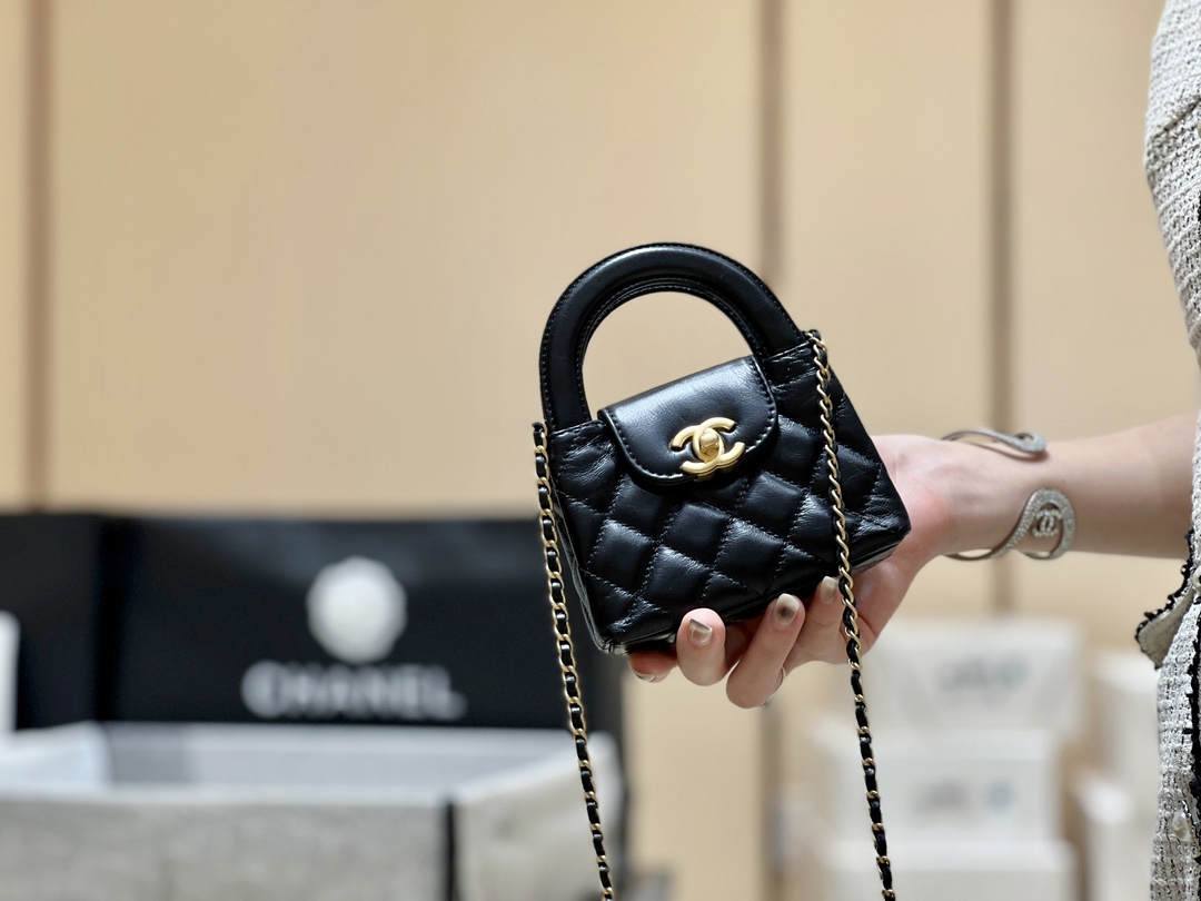 Chanel Replica: The Exquisite Kelly-Style Clutch with Chain by Ellebag(2024 Nov Updated)-Bästa kvalitet Fake Louis Vuitton Bag Online Store, Replica designer bag ru