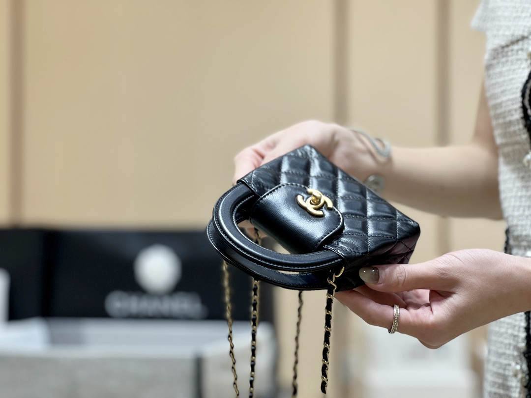 Chanel Replica: The Exquisite Kelly-Style Clutch with Chain by Ellebag(2024 Nov Updated)-Best Quality Replica designer Bag factory in China