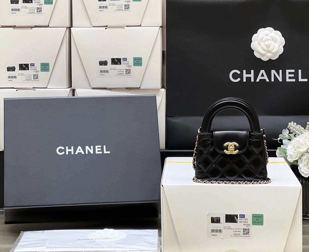 Chanel Replica: The Exquisite Kelly-Style Clutch with Chain by Ellebag(2024 Nov Updated)-Beste kwaliteit nep Louis Vuitton tas online winkel, replica designer tas ru