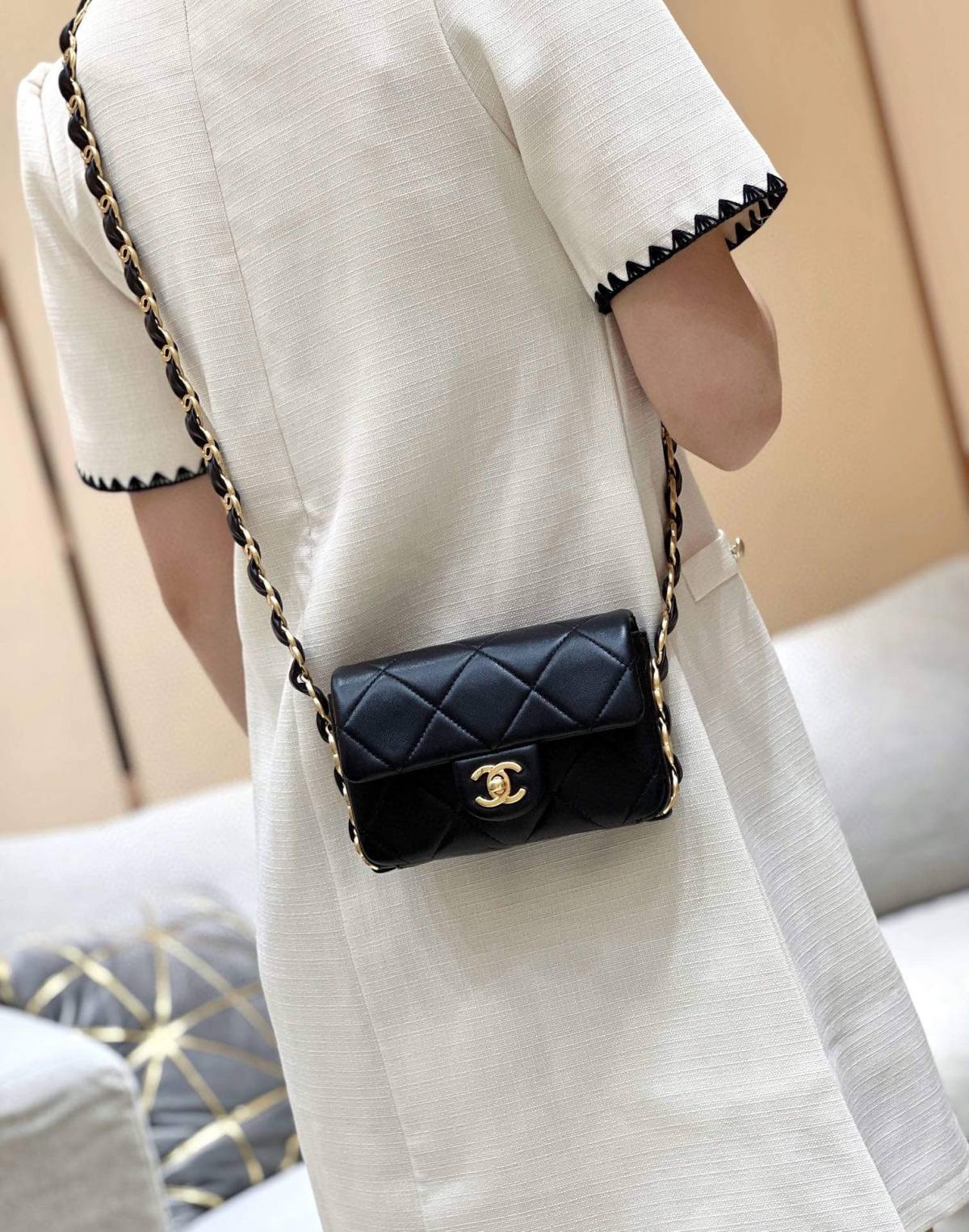 Elegance in Craftsmanship: Ellebag super replica Chanel AS5175 Flap Bag(2024 Nov Updated)-Best Quality Replica designer Bag factory in China