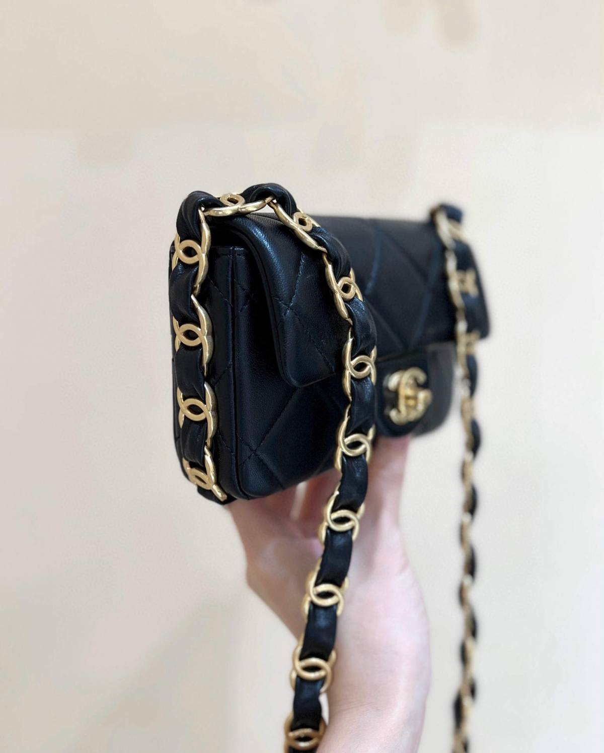 Elegance in Craftsmanship: Ellebag super replica Chanel AS5175 Flap Bag(2024 Nov Updated)-Najlepsza jakość fałszywych torebek Louis Vuitton Sklep internetowy, projektant repliki torebki ru