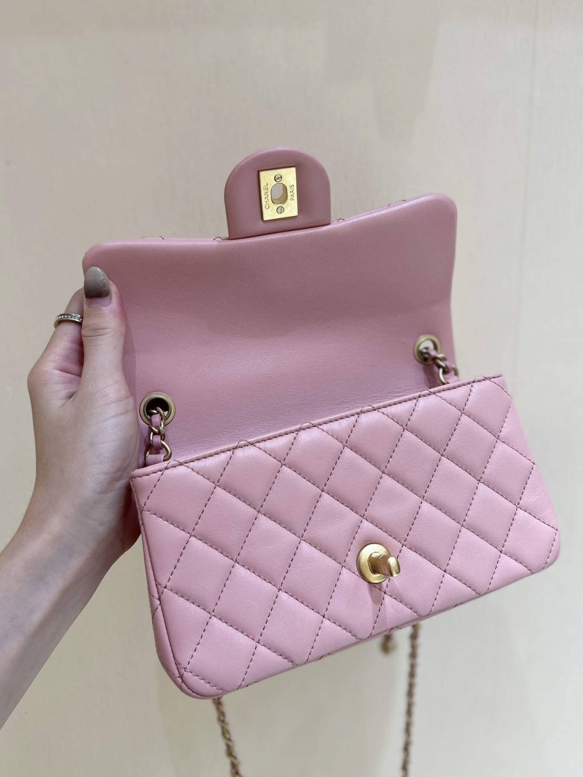 Ellebag highest replica Chanel CF with CC Gold Ball on Chain: A Delicate Pink Mini Delight(2024 Dec Updated)-Best Quality Fake Louis Vuitton Bag Online Store, Replica designer bag ru