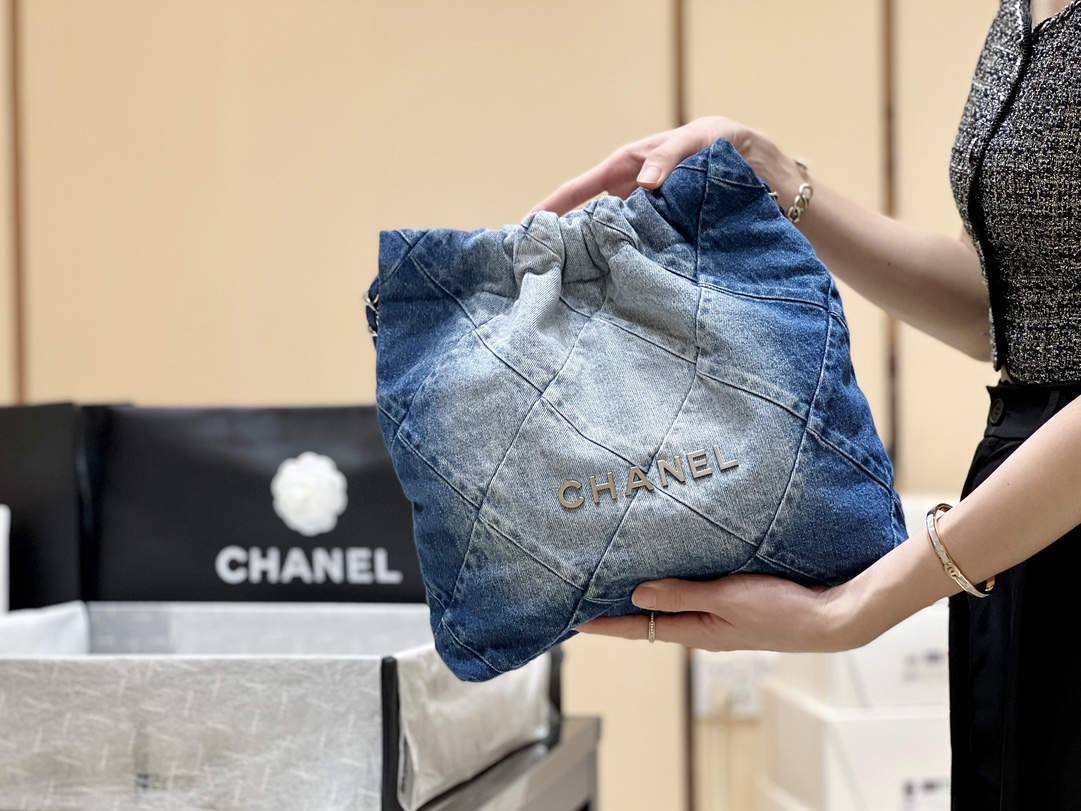 Ellebag super fake CHANEL 22 Small Handbag in Denim: A Modern Masterpiece of Elegance and Craftsmanship(2024 Dec Updated)-Інтэрнэт-крама падробленай сумкі Louis Vuitton лепшай якасці, рэплікі дызайнерскай сумкі ru