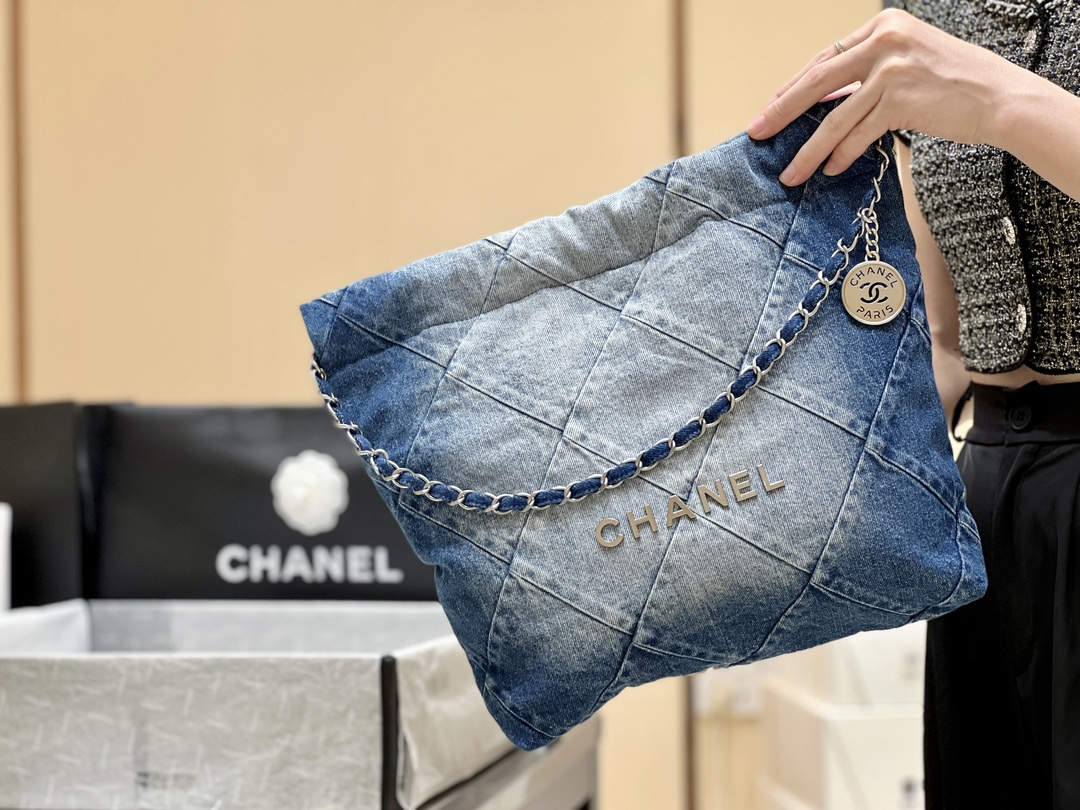 Ellebag super fake CHANEL 22 Small Handbag in Denim: A Modern Masterpiece of Elegance and Craftsmanship(2024 Dec Updated)-Інтэрнэт-крама падробленай сумкі Louis Vuitton лепшай якасці, рэплікі дызайнерскай сумкі ru