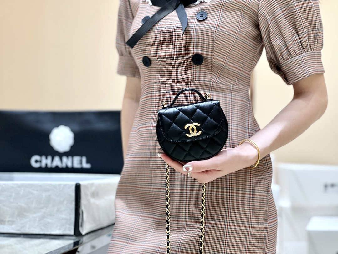 Ellebag super fake Chanel 23A AP3378: A Masterpiece of Craftsmanship in Black Lambskin and Gold Hardware(2024 Dec Updated)-Best Quality Fake Louis Vuitton Bag Online Store, Replica designer bag ru