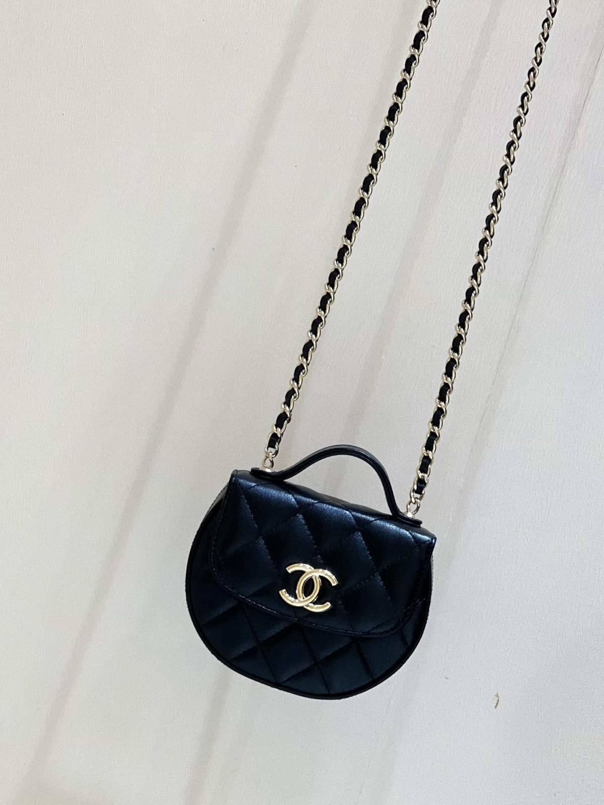 Ellebag super fake Chanel 23A AP3378: A Masterpiece of Craftsmanship in Black Lambskin and Gold Hardware(2024 Dec Updated)-Yakanakisa Hunhu Fake Louis Vuitton Bag Online Store, Replica dhizaini bag ru