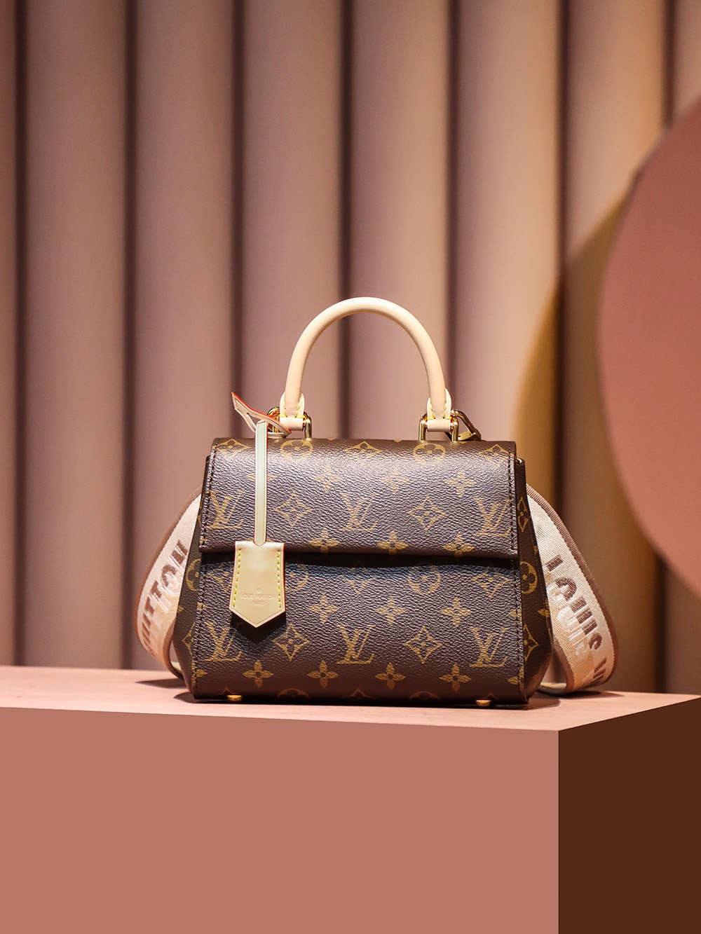 Ellebag’s 1:1 Replica of Louis Vuitton Cluny BB M46372 & Cluny Mini M46055: Crafting Luxury with Precision(2024 Dec Updated)-Zoo Zoo Fake Louis Vuitton Hnab Online Khw, Replica designer hnab ru