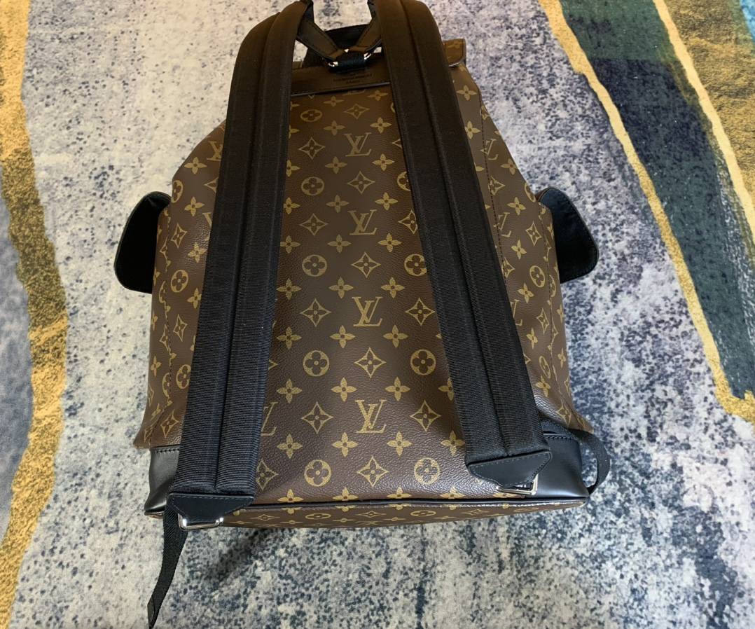 Ellebag’s 1:1 Replica of Louis Vuitton M43735 Christopher Medium Backpack – A Tribute to Rugged Elegance(2024 Dec Updated)-সেরা মানের নকল লুই ভিটন ব্যাগ অনলাইন স্টোর, রেপ্লিকা ডিজাইনার ব্যাগ ru