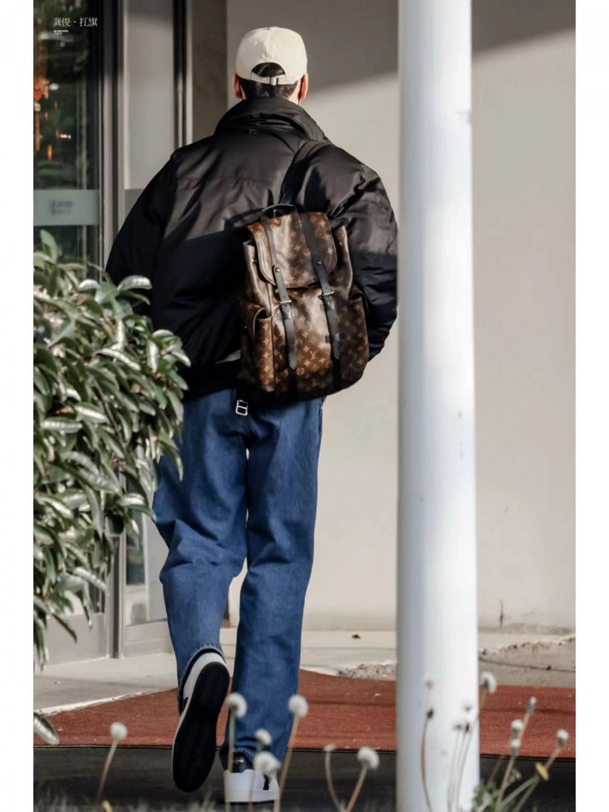 Ellebag’s 1:1 Replica of Louis Vuitton M43735 Christopher Medium Backpack – A Tribute to Rugged Elegance(2024 Dec Updated)-সেরা মানের নকল লুই ভিটন ব্যাগ অনলাইন স্টোর, রেপ্লিকা ডিজাইনার ব্যাগ ru