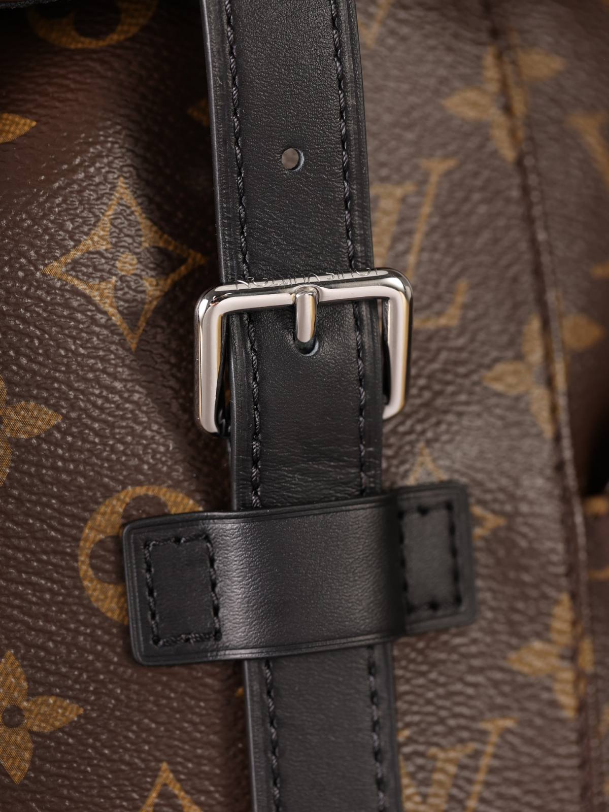 Ellebag’s 1:1 Replica of Louis Vuitton M43735 Christopher Medium Backpack – A Tribute to Rugged Elegance(2024 Dec Updated)-সেরা মানের নকল লুই ভিটন ব্যাগ অনলাইন স্টোর, রেপ্লিকা ডিজাইনার ব্যাগ ru