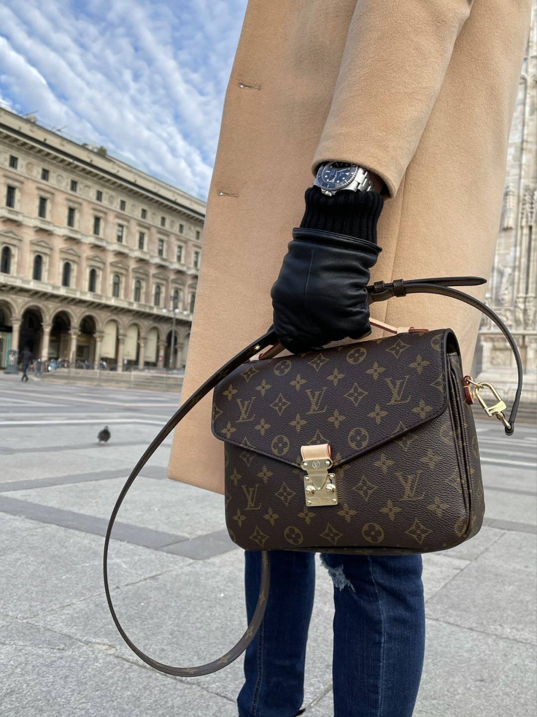 Ellebag’s 1:1 Replica of Louis Vuitton M44875 Classic Monogram Messenger Bag: Crafting Perfection with Authentic Materials (2024 Dec updated)-সেরা মানের নকল লুই ভিটন ব্যাগ অনলাইন স্টোর, রেপ্লিকা ডিজাইনার ব্যাগ ru