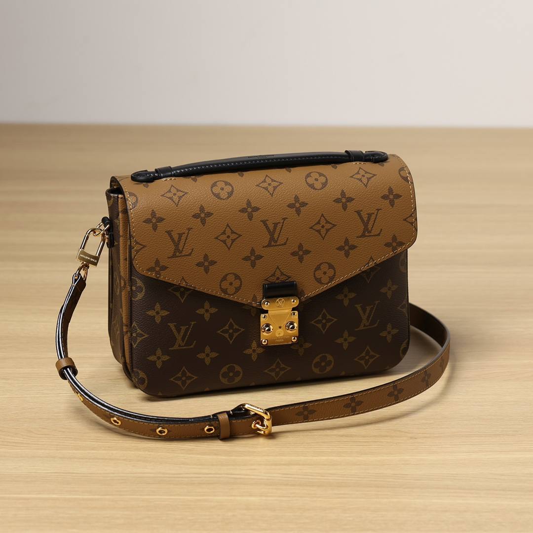 Ellebag’s 1:1 Replica of Louis Vuitton M44876 Color Block Messenger Bag: Precision Craftsmanship Meets Timeless Design (2024 Dec updated)-Meilleure qualité de faux sac Louis Vuitton en ligne, réplique de sac de créateur ru