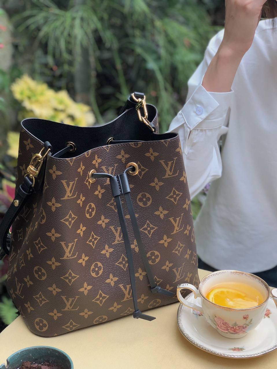 Ellebag’s 1:1 Replica of Louis Vuitton M44887 Caramel Bucket Bag: Recreating a Timeless Icon(2024 Dec updated)-Meilleure qualité de faux sac Louis Vuitton en ligne, réplique de sac de créateur ru