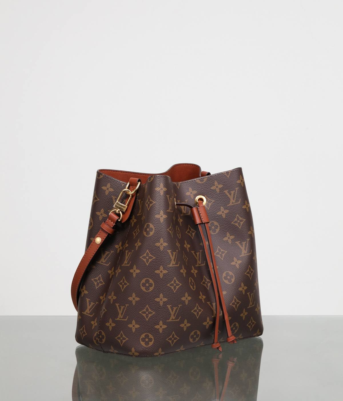 Ellebag’s 1:1 Replica of Louis Vuitton M44887 Caramel Bucket Bag: Recreating a Timeless Icon(2024 Dec updated)-Meilleure qualité de faux sac Louis Vuitton en ligne, réplique de sac de créateur ru