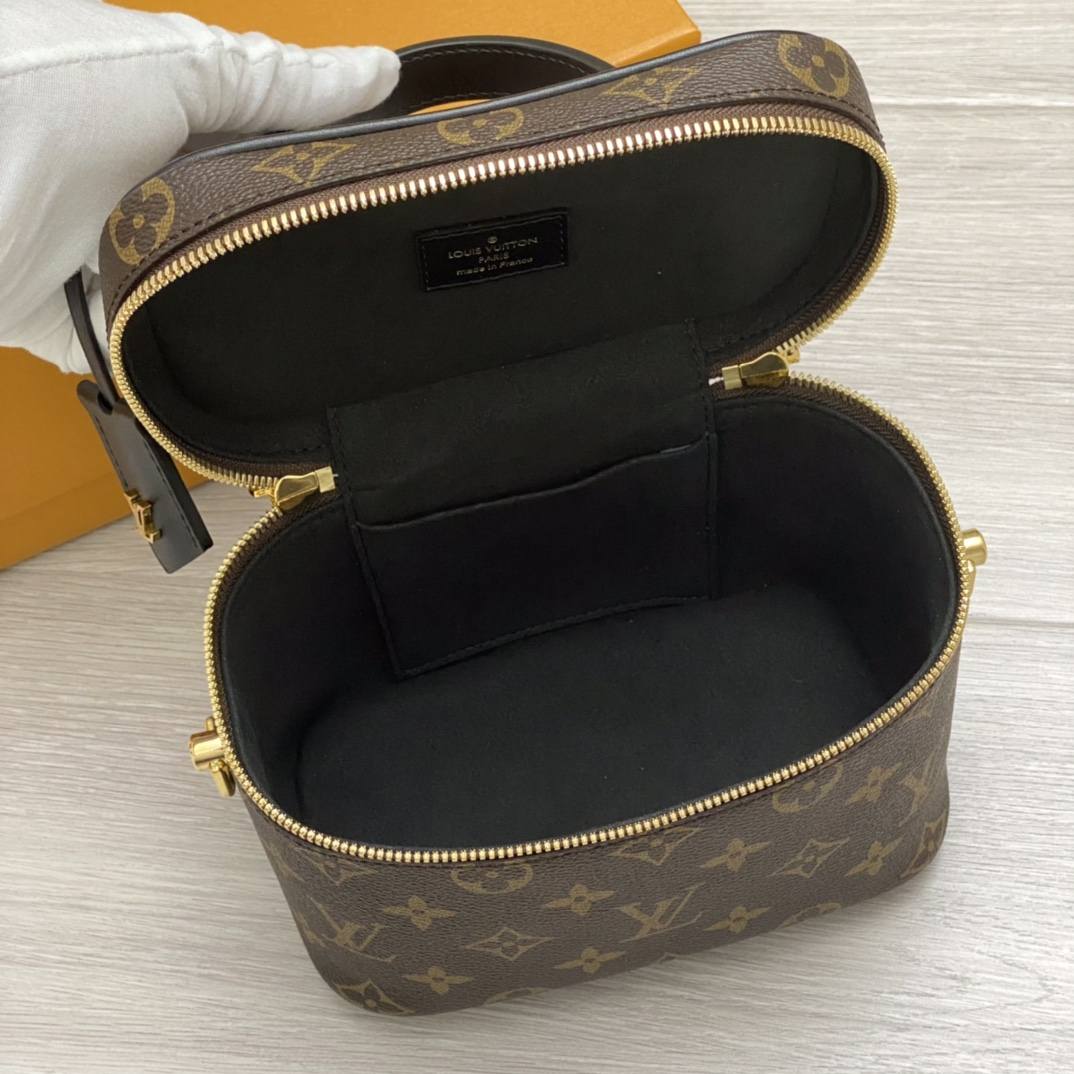 Ellebag’s 1:1 Replica of Louis Vuitton M45165 Vanity Small Handbag Crossbody: The Ultimate in Craftsmanship(2024 Dec Updated)-Meilleure qualité de faux sac Louis Vuitton en ligne, réplique de sac de créateur ru