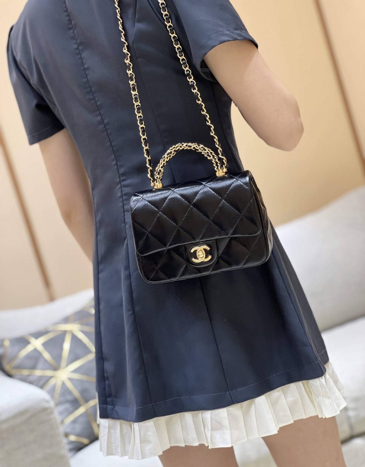 Ellebag super fake Chanel 24B Mini Flap Bag with Top Handle: A 2024 Masterpiece(2024 Dec Updated)-Meilleure qualité de faux sac Louis Vuitton en ligne, réplique de sac de créateur ru