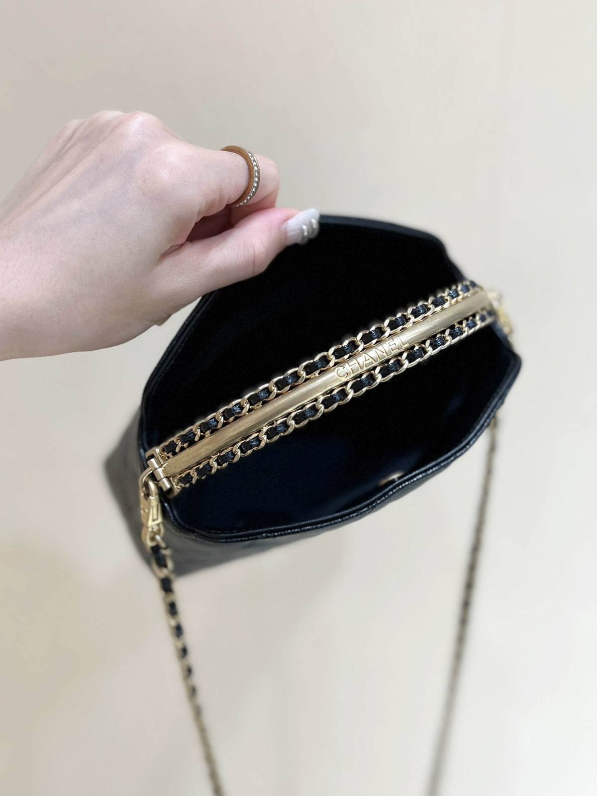 Ellebag super fake Chanel Clutch with Chain: A Timeless Icon(2024 Dec Updated)-Meilleure qualité de faux sac Louis Vuitton en ligne, réplique de sac de créateur ru