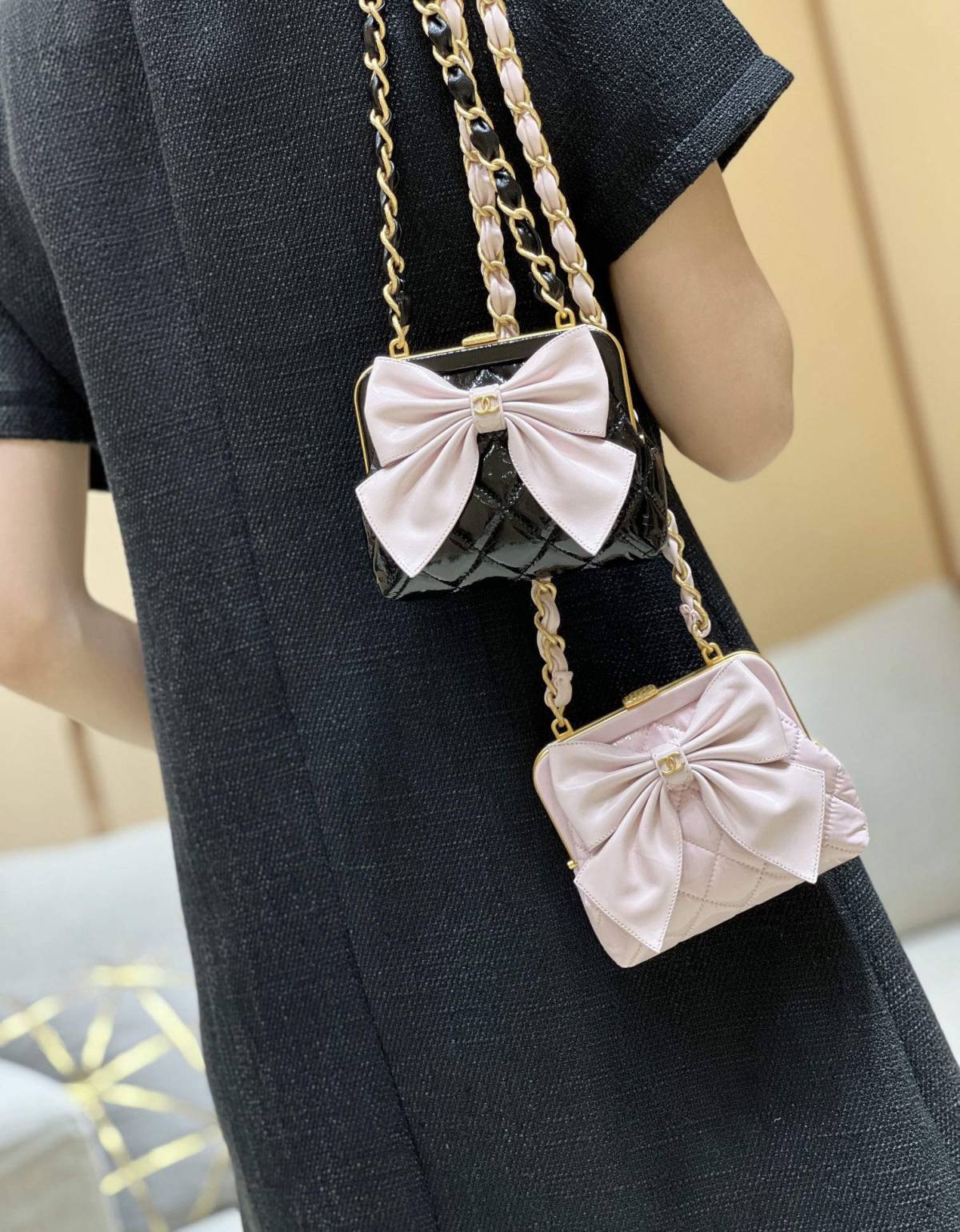 Ellebag super fake Chanel Clutch With Chain AP4028: A Masterpiece of Elegance and Craftsmanship(2024 Dec Updated)-Meilleure qualité de faux sac Louis Vuitton en ligne, réplique de sac de créateur ru