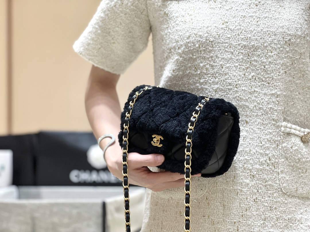 Ellebag super fake Chanel Flap Bag AS514800: A Luxurious Blend of Craftsmanship and Elegance(2024 Dec Updated)-Meilleure qualité de faux sac Louis Vuitton en ligne, réplique de sac de créateur ru