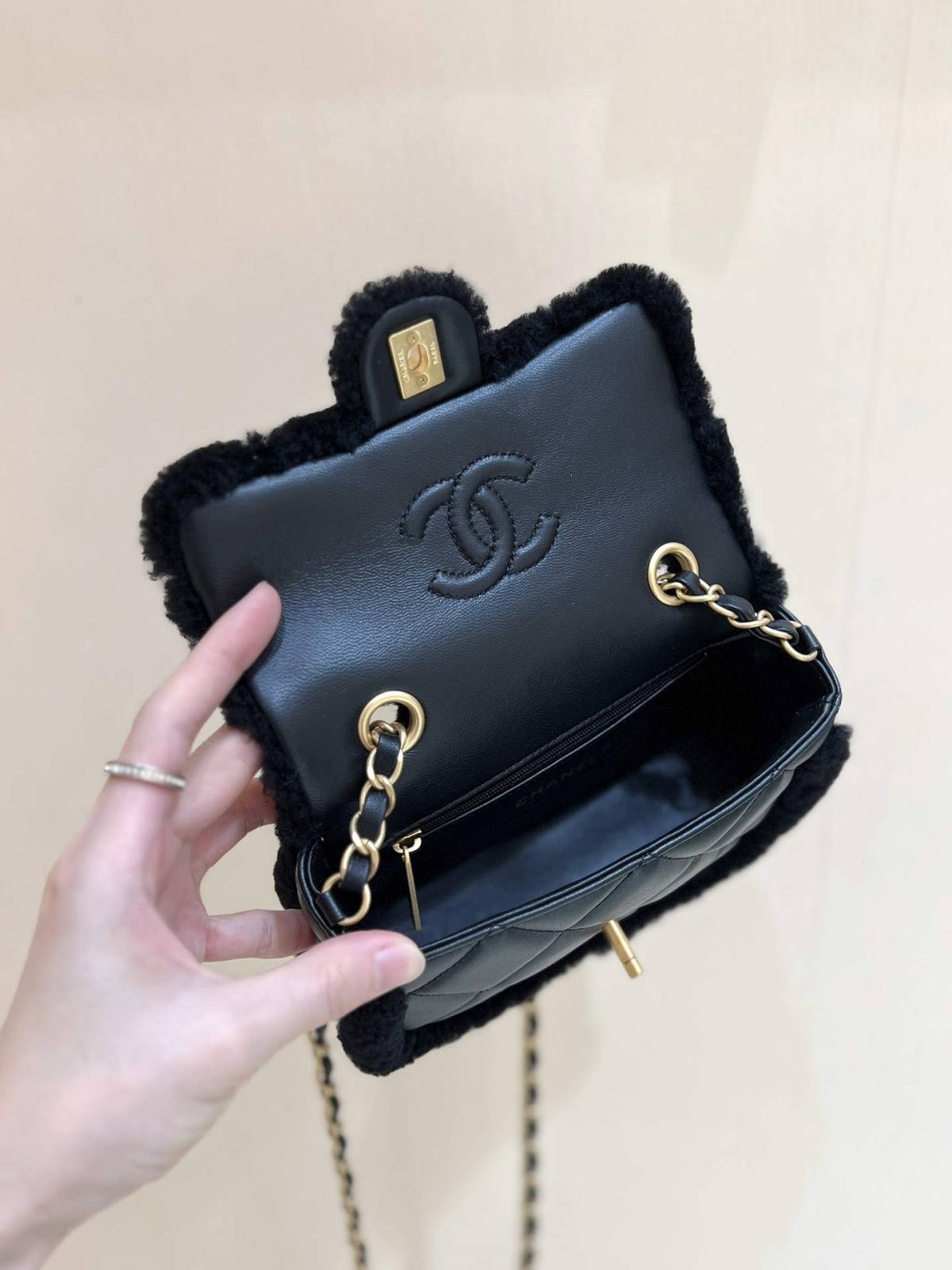 Ellebag super fake Chanel Flap Bag AS514800: A Luxurious Blend of Craftsmanship and Elegance(2024 Dec Updated)-Meilleure qualité de faux sac Louis Vuitton en ligne, réplique de sac de créateur ru