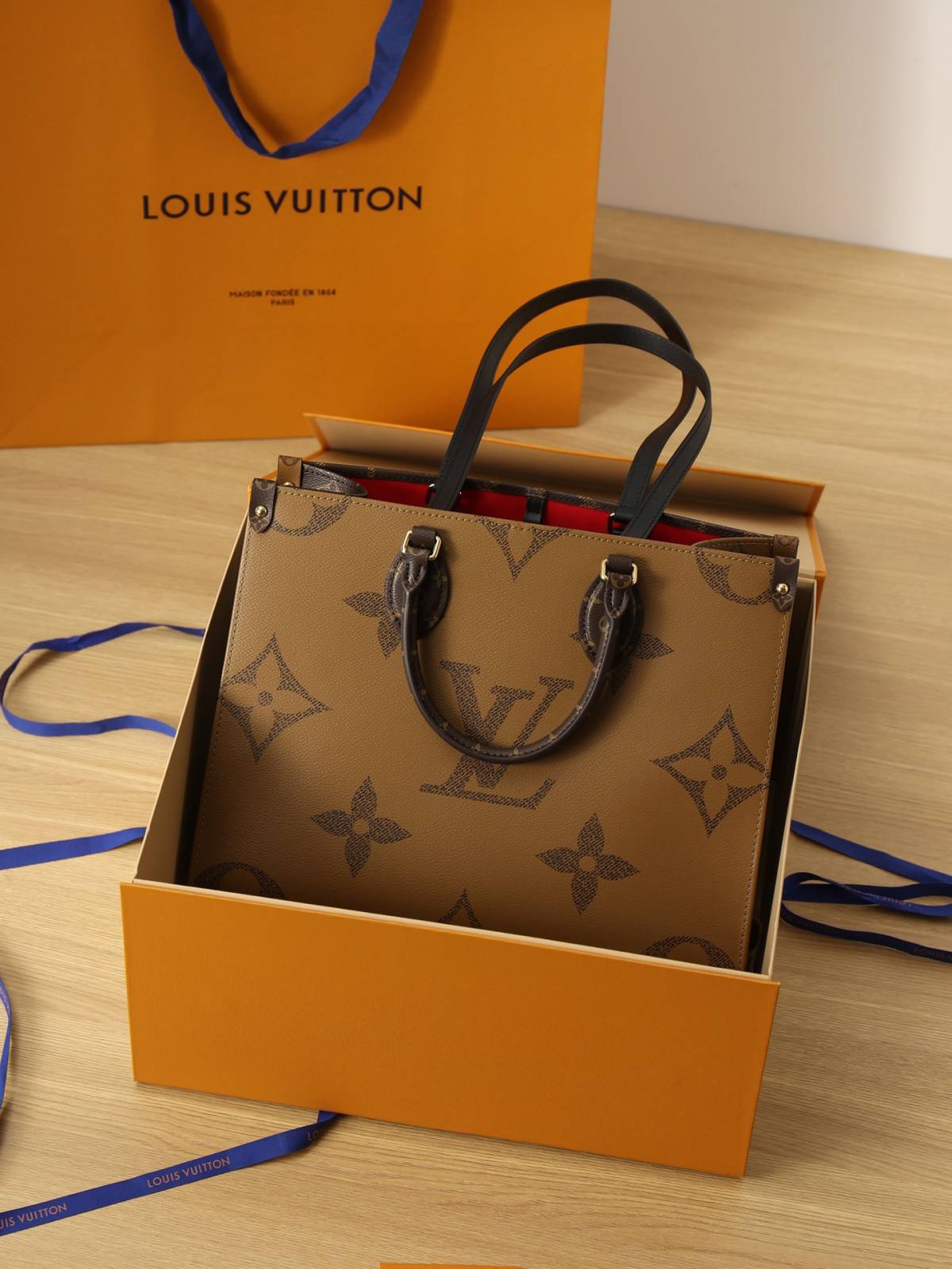 Ellebag’s 1:1 Replica of Louis Vuitton M45321 Onthego Medium Tote – A Perfect Blend of Luxury and Functionality(2024 Dec Updated)-Meilleure qualité de faux sac Louis Vuitton en ligne, réplique de sac de créateur ru