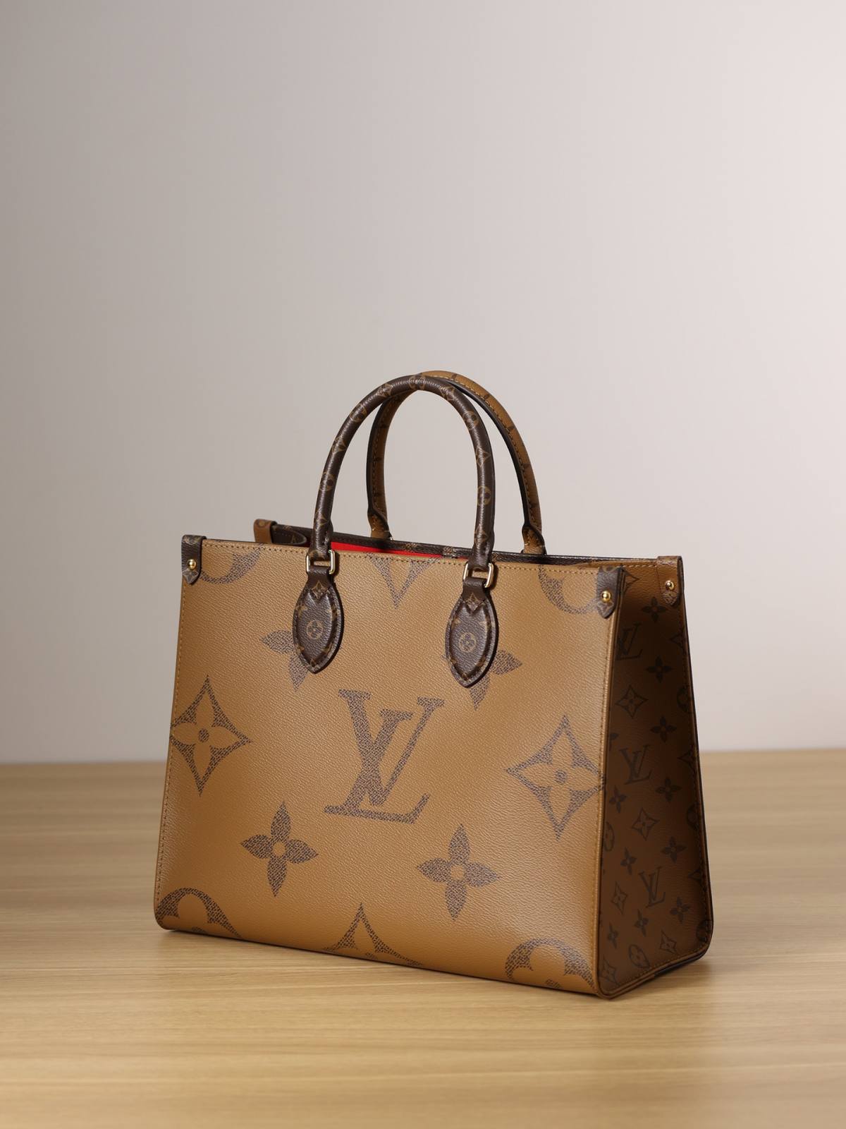 Ellebag’s 1:1 Replica of Louis Vuitton M45321 Onthego Medium Tote – A Perfect Blend of Luxury and Functionality(2024 Dec Updated)-Meilleure qualité de faux sac Louis Vuitton en ligne, réplique de sac de créateur ru