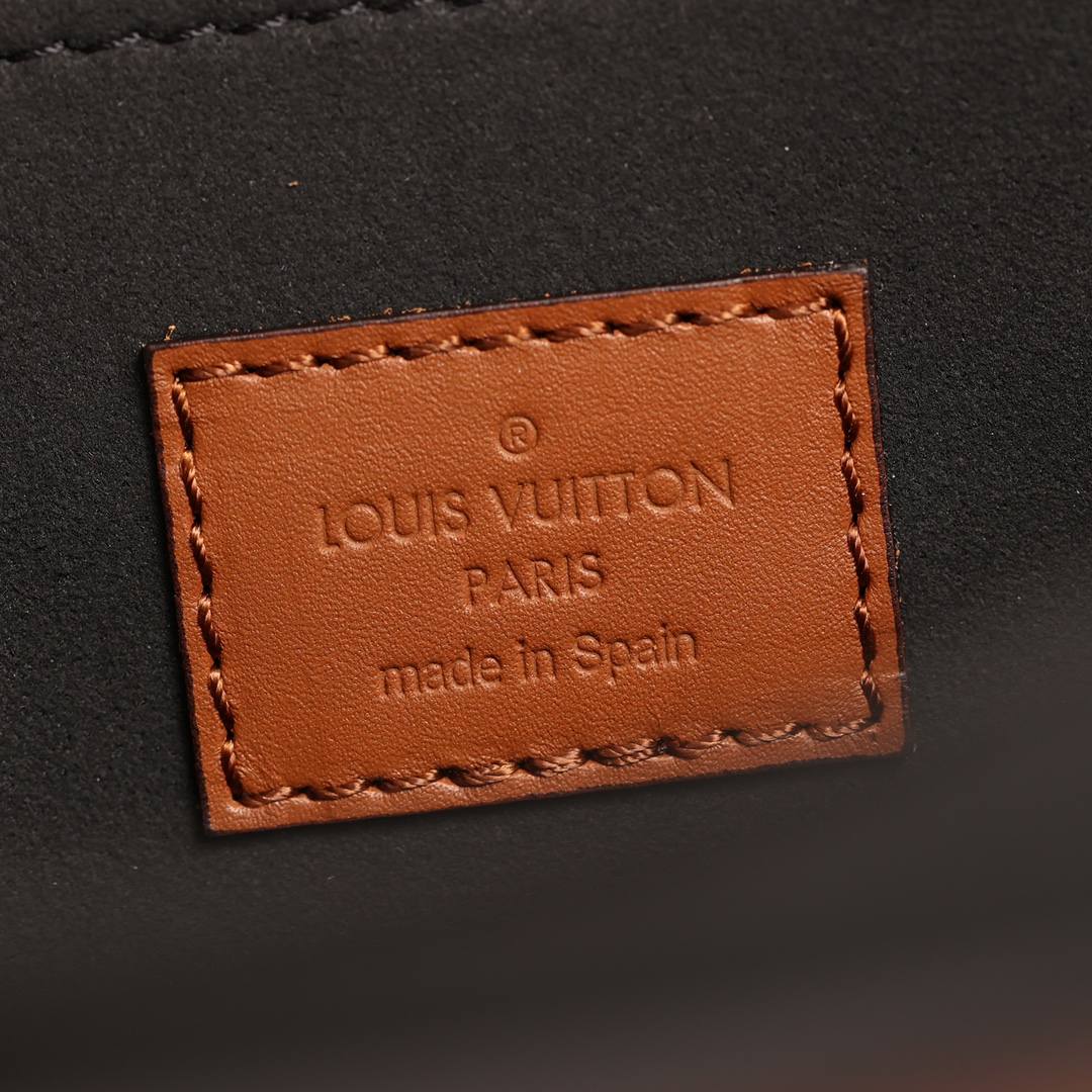 Ellebag’s 1:1 Replica of Louis Vuitton M45555 Dauphine 25cm Handbag(2024 Dec Updated)-Meilleure qualité de faux sac Louis Vuitton en ligne, réplique de sac de créateur ru