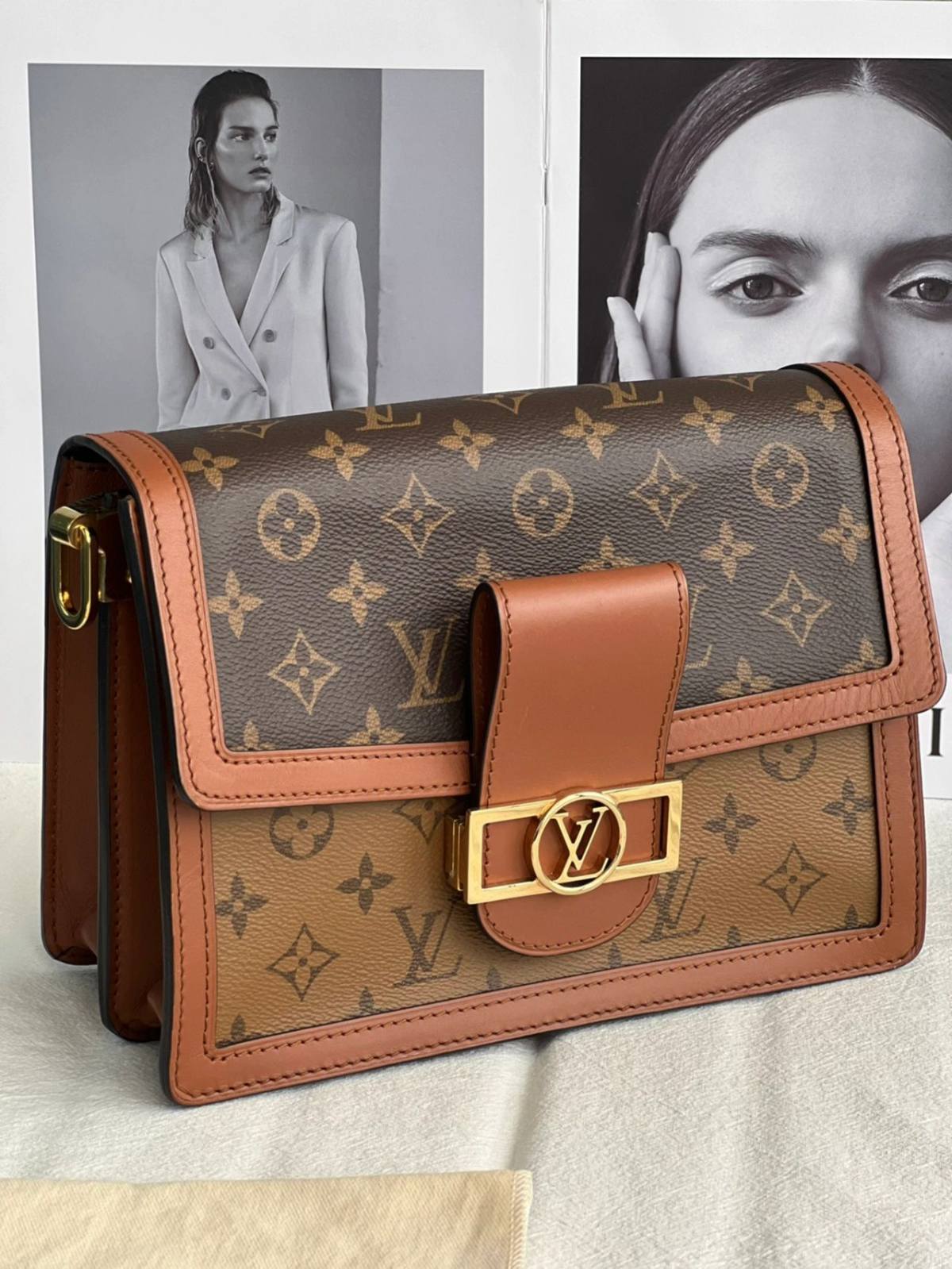 Ellebag’s 1:1 Replica of Louis Vuitton M45555 Dauphine 25cm Handbag(2024 Dec Updated)-Meilleure qualité de faux sac Louis Vuitton en ligne, réplique de sac de créateur ru