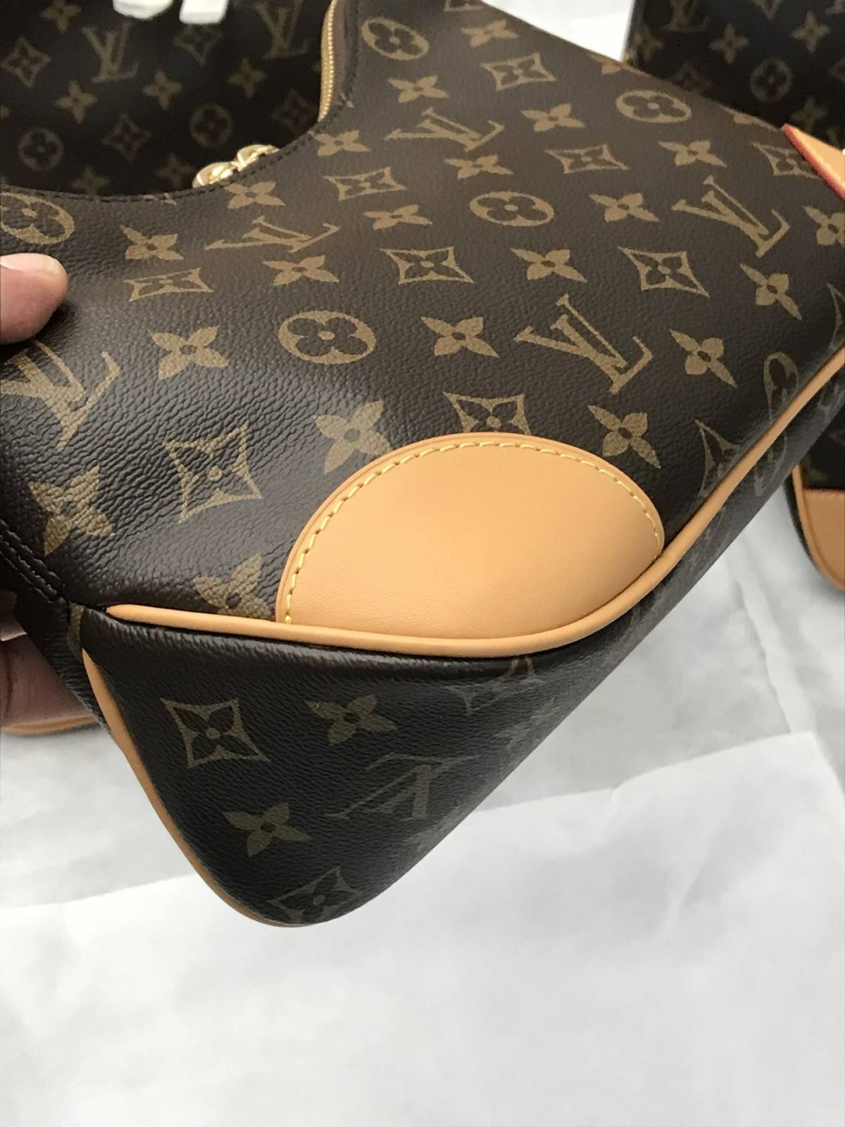 Ellebag’s 1:1 Replica of Louis Vuitton M45832 – The Iconic Cowhide Leather Monogram Bag with Unmatched Craftsmanship(2024 Dec Updated)-Beste Kwaliteit Vals Louis Vuitton Sak Aanlyn Winkel, Replika ontwerper sak ru