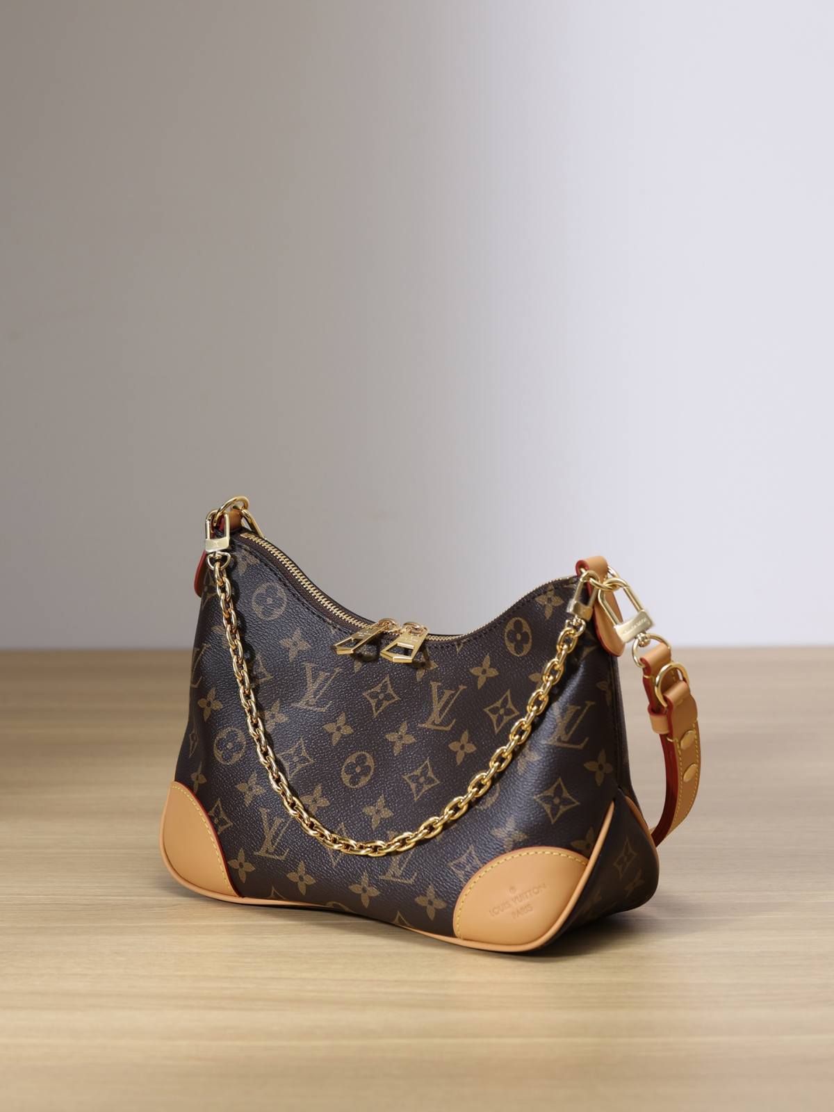 Ellebag’s 1:1 Replica of Louis Vuitton M45832 – The Iconic Cowhide Leather Monogram Bag with Unmatched Craftsmanship(2024 Dec Updated)-Beste Kwaliteit Vals Louis Vuitton Sak Aanlyn Winkel, Replika ontwerper sak ru