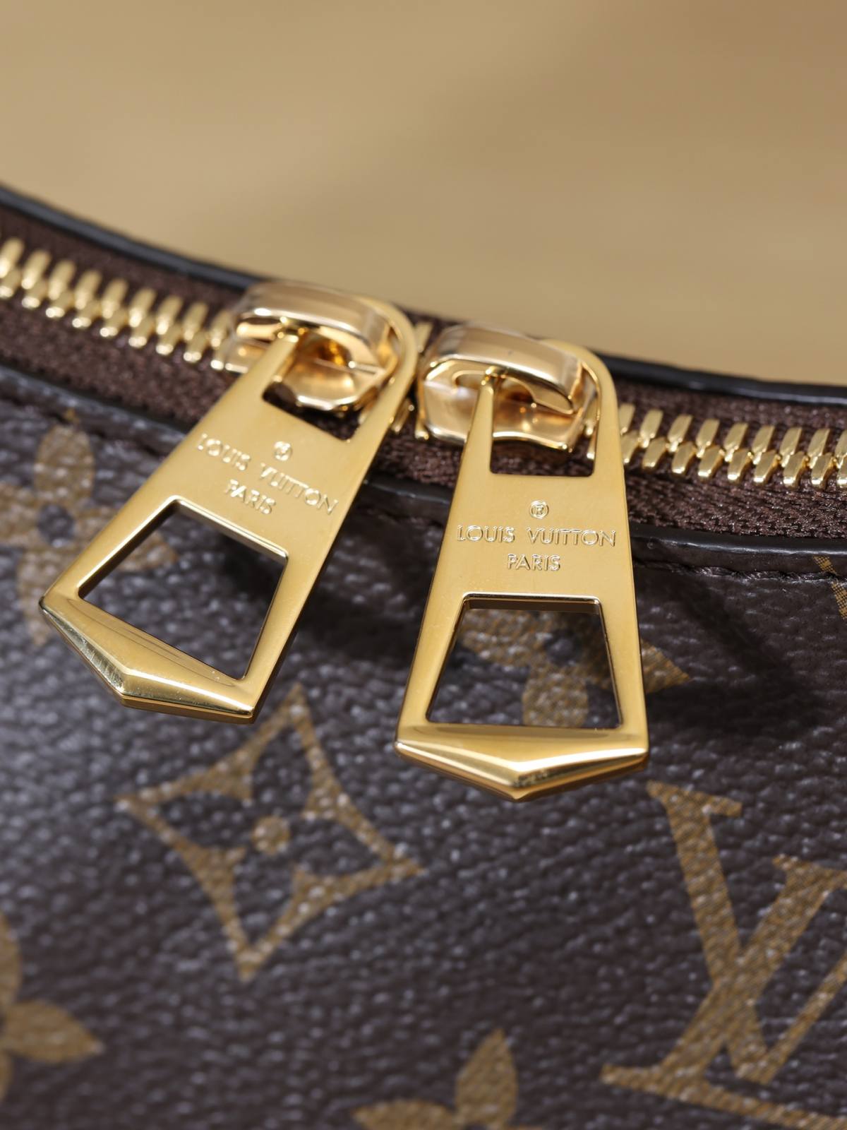 Ellebag’s 1:1 Replica of Louis Vuitton M45832 – The Iconic Cowhide Leather Monogram Bag with Unmatched Craftsmanship(2024 Dec Updated)-Beste Kwaliteit Vals Louis Vuitton Sak Aanlyn Winkel, Replika ontwerper sak ru