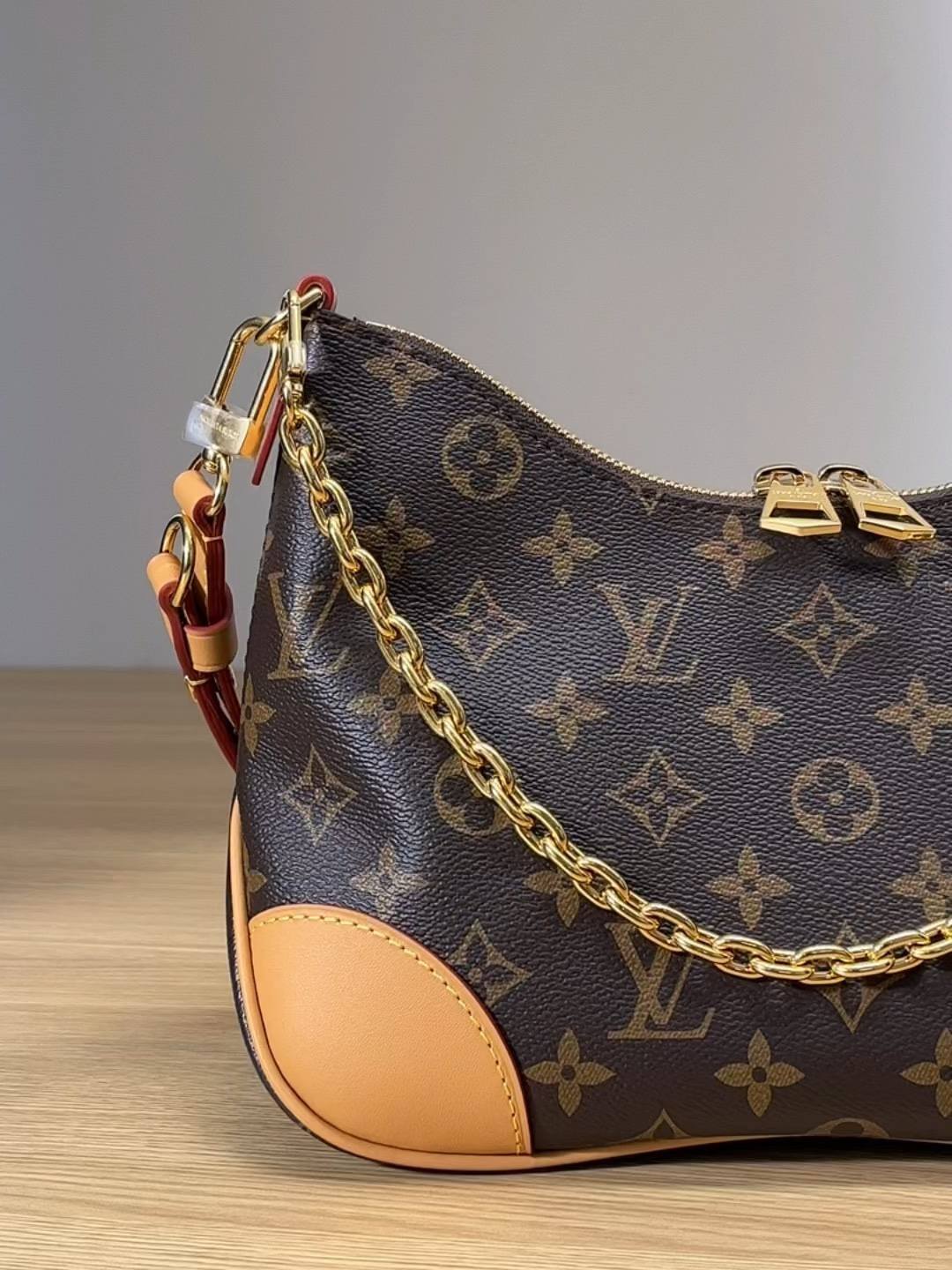 Ellebag’s 1:1 Replica of Louis Vuitton M45832 – The Iconic Cowhide Leather Monogram Bag with Unmatched Craftsmanship(2024 Dec Updated)-Beste Kwaliteit Vals Louis Vuitton Sak Aanlyn Winkel, Replika ontwerper sak ru