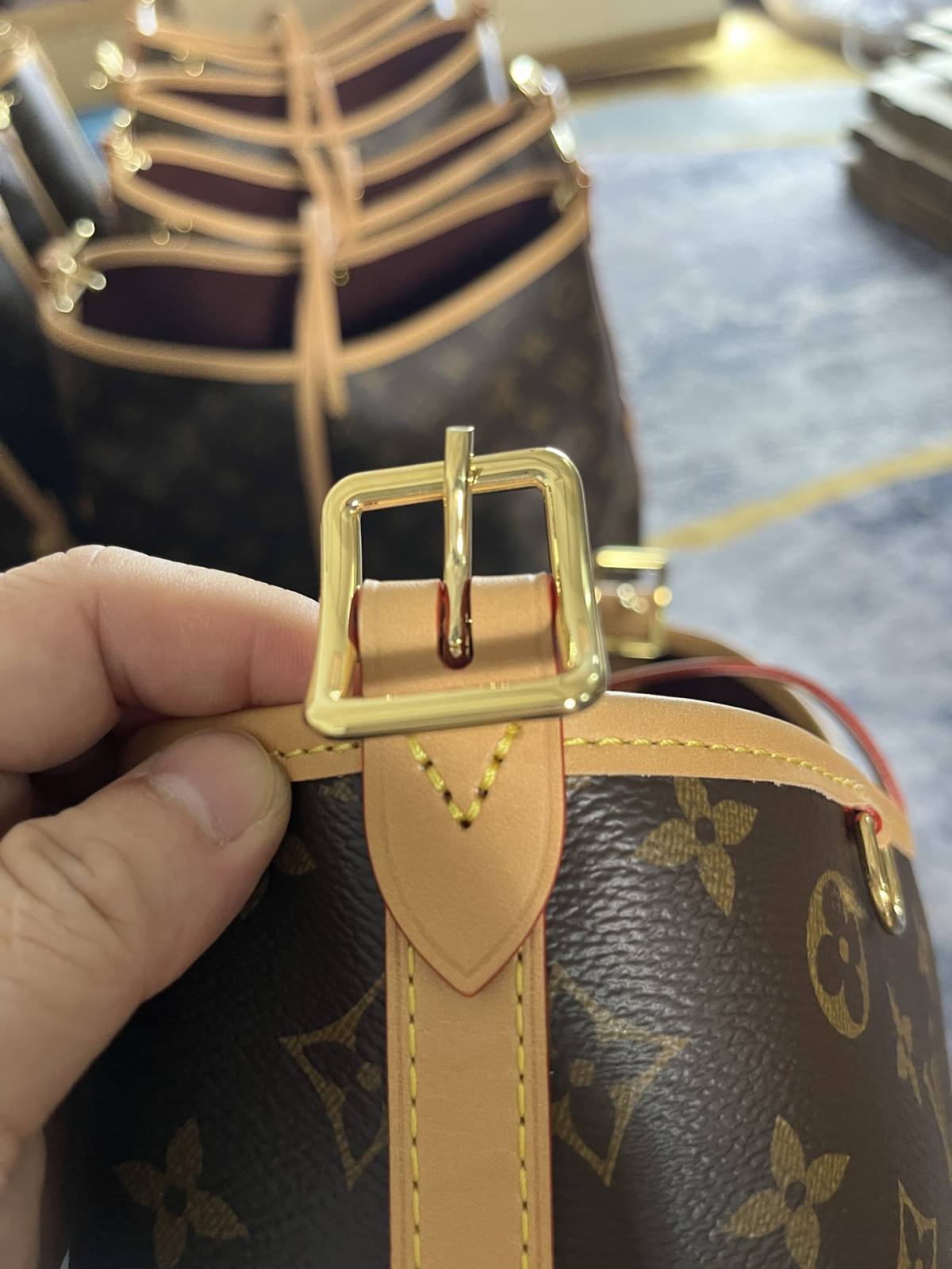 Ellebag’s 1:1 Replica of Louis Vuitton M46203 Carryall Small Handbag(2024 Dec Updated)-Best Quality Fake Louis Vuitton Bag Online Store, Replica designer bag ru