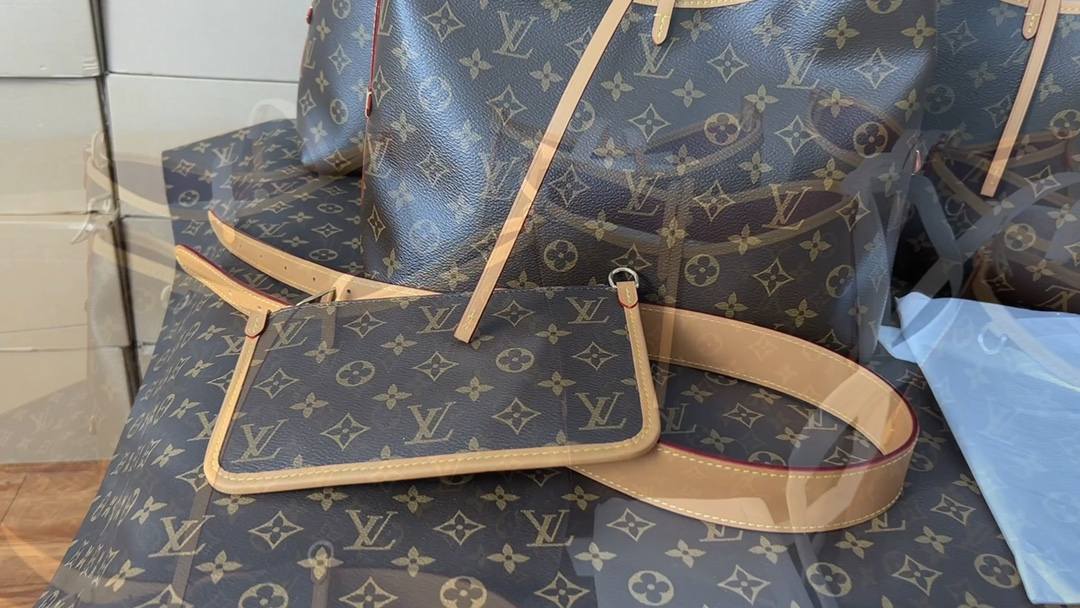 Ellebag’s 1:1 Replica of Louis Vuitton M46203 Carryall Small Handbag(2024 Dec Updated)-Best Quality Fake Louis Vuitton Bag Online Store, Replica designer bag ru