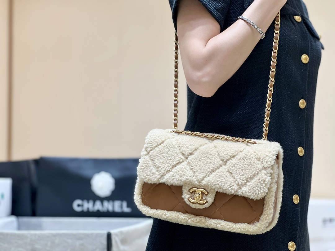 Ellebag super fake Chanel Flap Bag in Shearling Lambskin with Gold-Tone Metal(2024 Dec Updated)-Best Quality Fake Louis Vuitton Bag Online Store, Replica designer bag ru