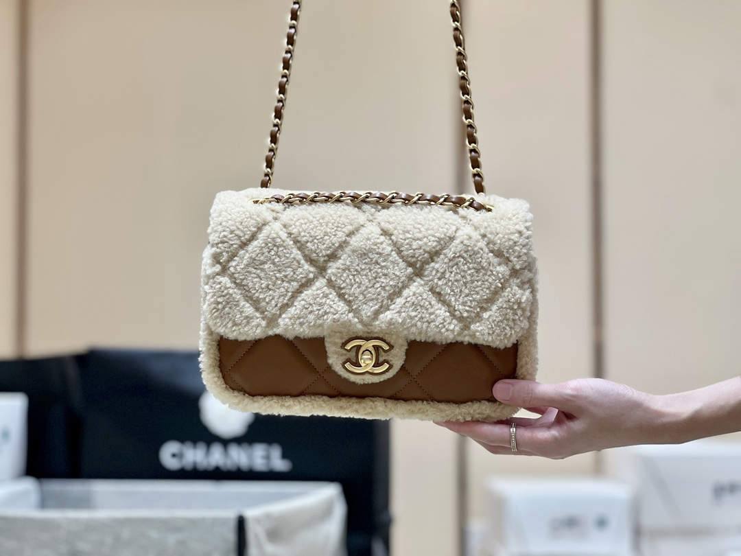 Ellebag super fake Chanel Flap Bag in Shearling Lambskin with Gold-Tone Metal(2024 Dec Updated)-Best Quality Fake Louis Vuitton Bag Online Store, Replica designer bag ru