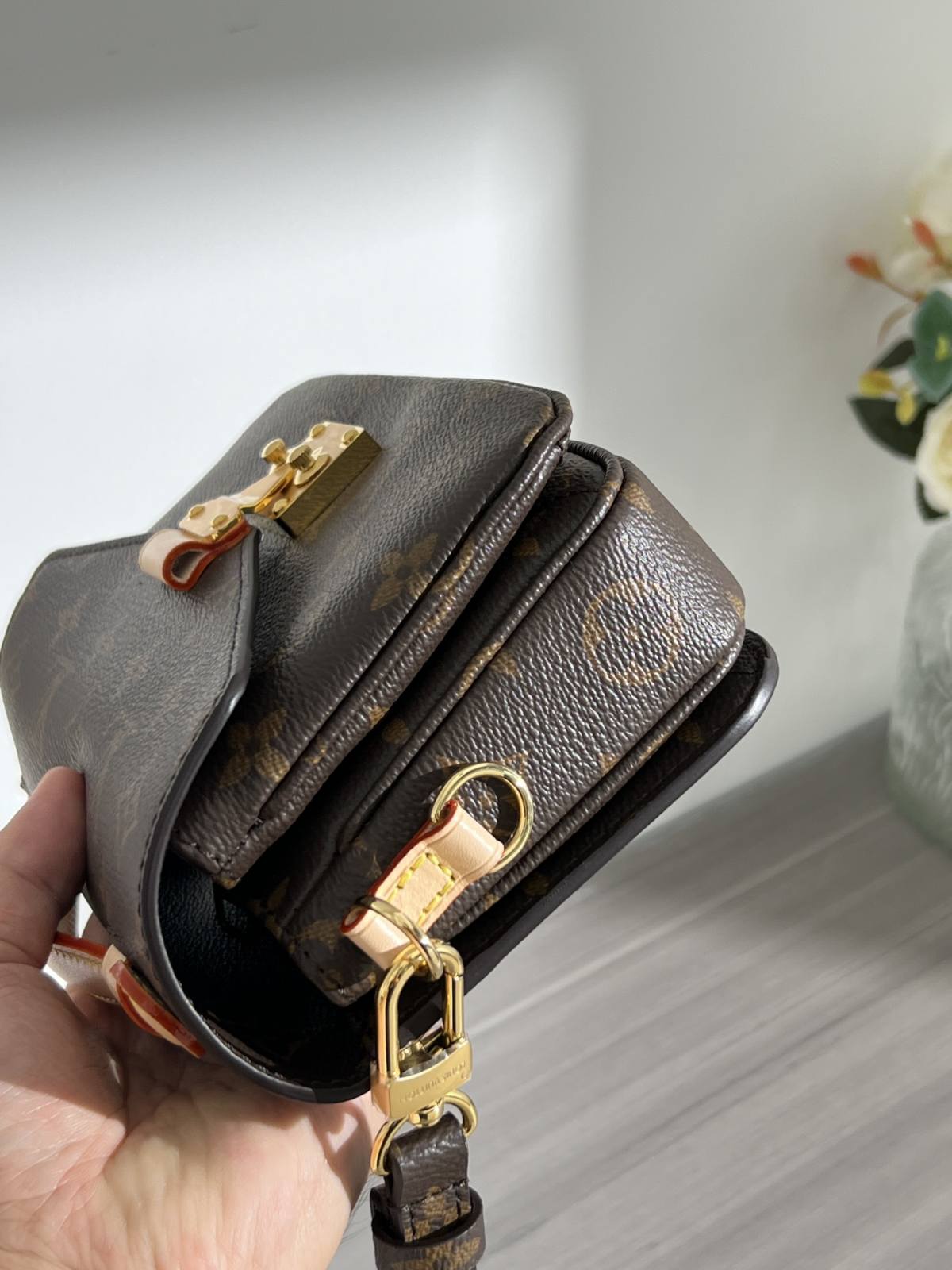 Ellebag’s 1:1 Replica of Louis Vuitton M46279 Pochette Métis East West Handbag(2024 Dec Updated)-Best Quality Fake Louis Vuitton Bag Online Store, Replica designer bag ru