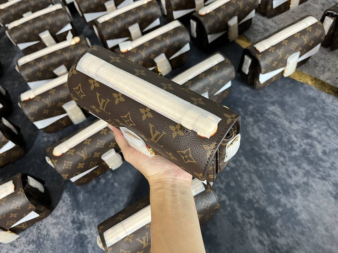 Ellebag’s 1:1 Replica of Louis Vuitton M46279 Pochette Métis East West Handbag(2024 Dec Updated)-Best Quality Fake Louis Vuitton Bag Online Store, Replica designer bag ru